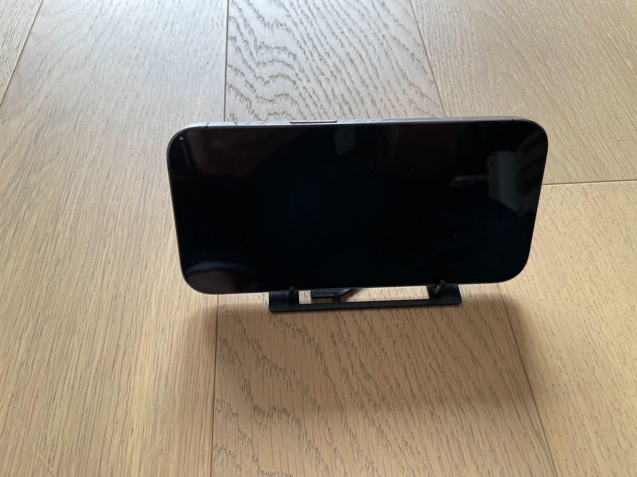 Credit Card Size Stand Kit Card (portable)