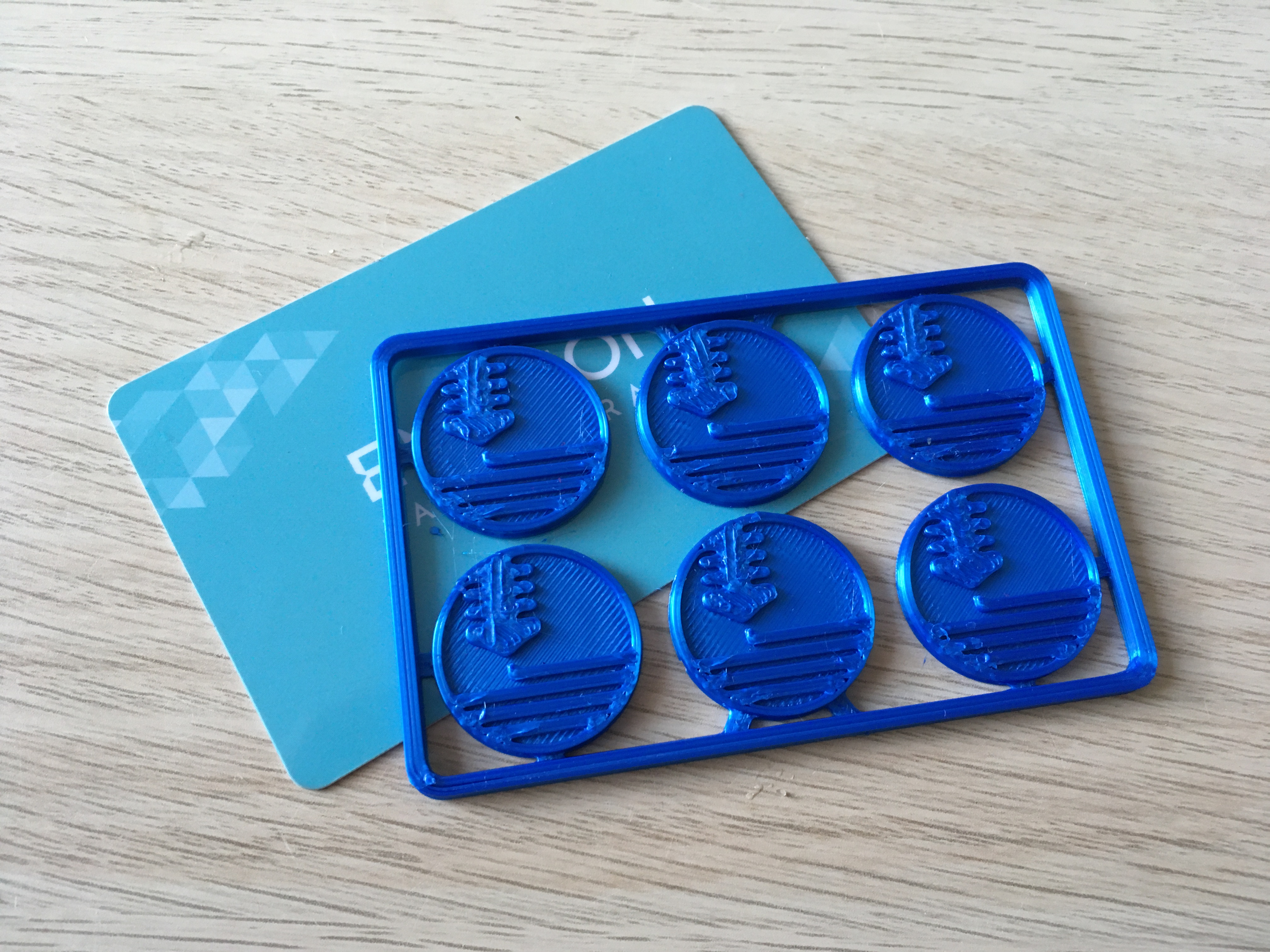 Card with tokens for shopping trolleys in the wallet