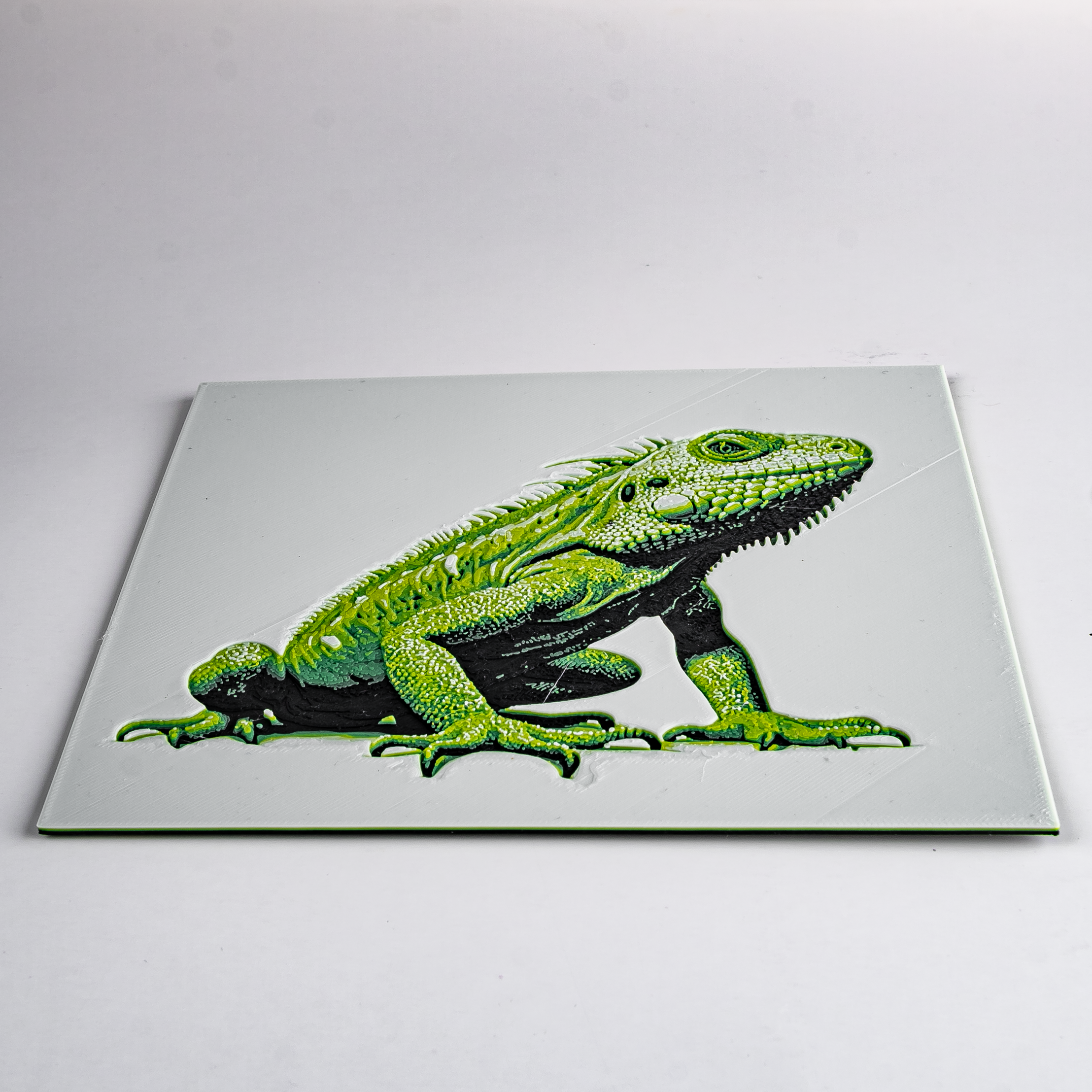 Iguana HueForge — miniatura 2