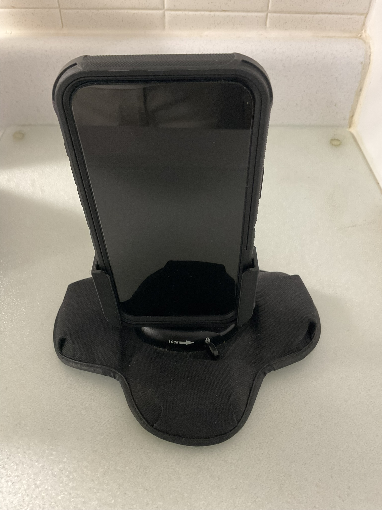 Garmin Bean Bag iPhone 17 Pro Max Holder with OtterBox Defender Case