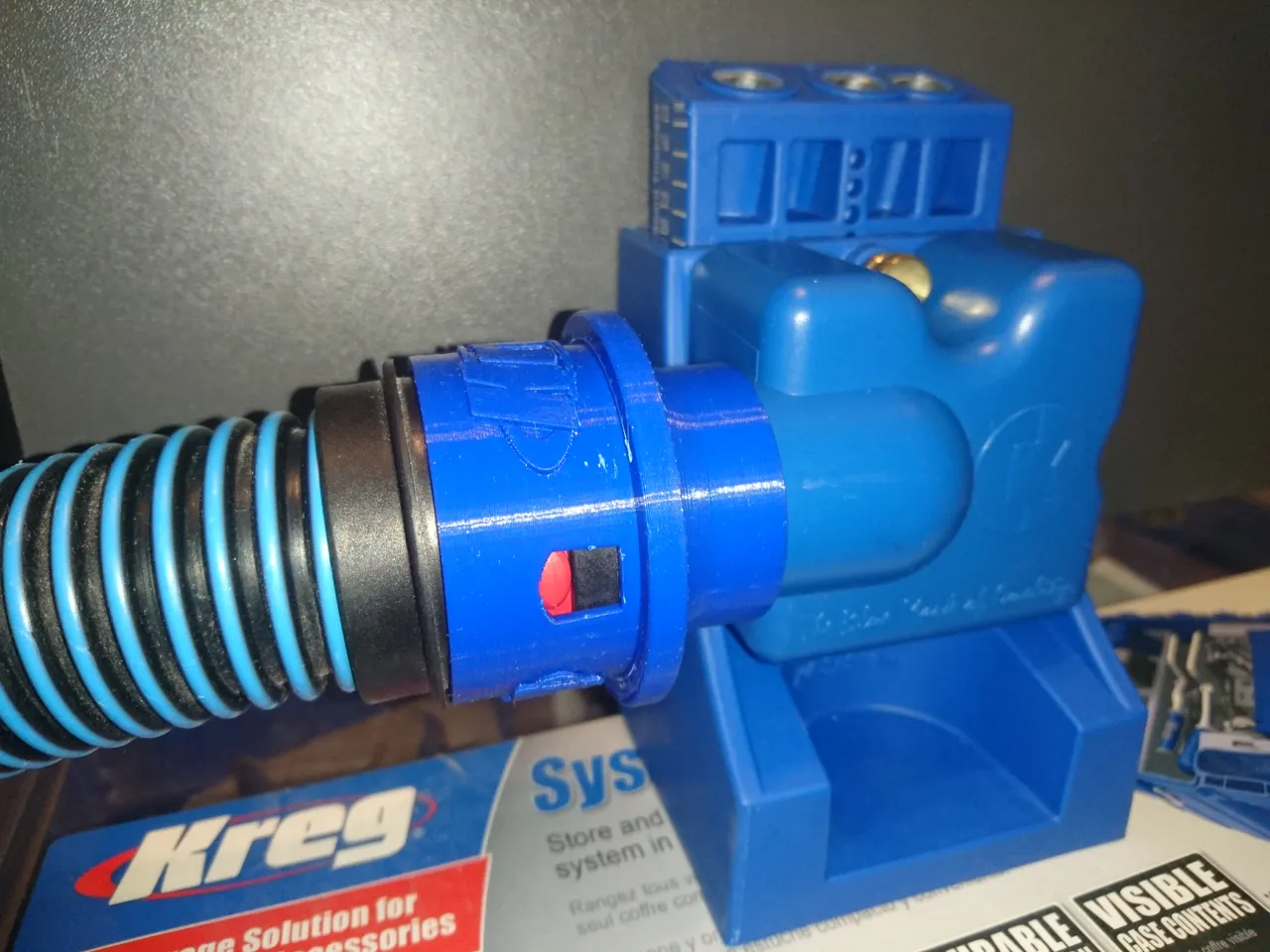 KREG Pocket Hole Jig Dust Collection Attachment Port Adapter with click and clean BOSCH hose connector by Yurshevich Download free STL model Printables
