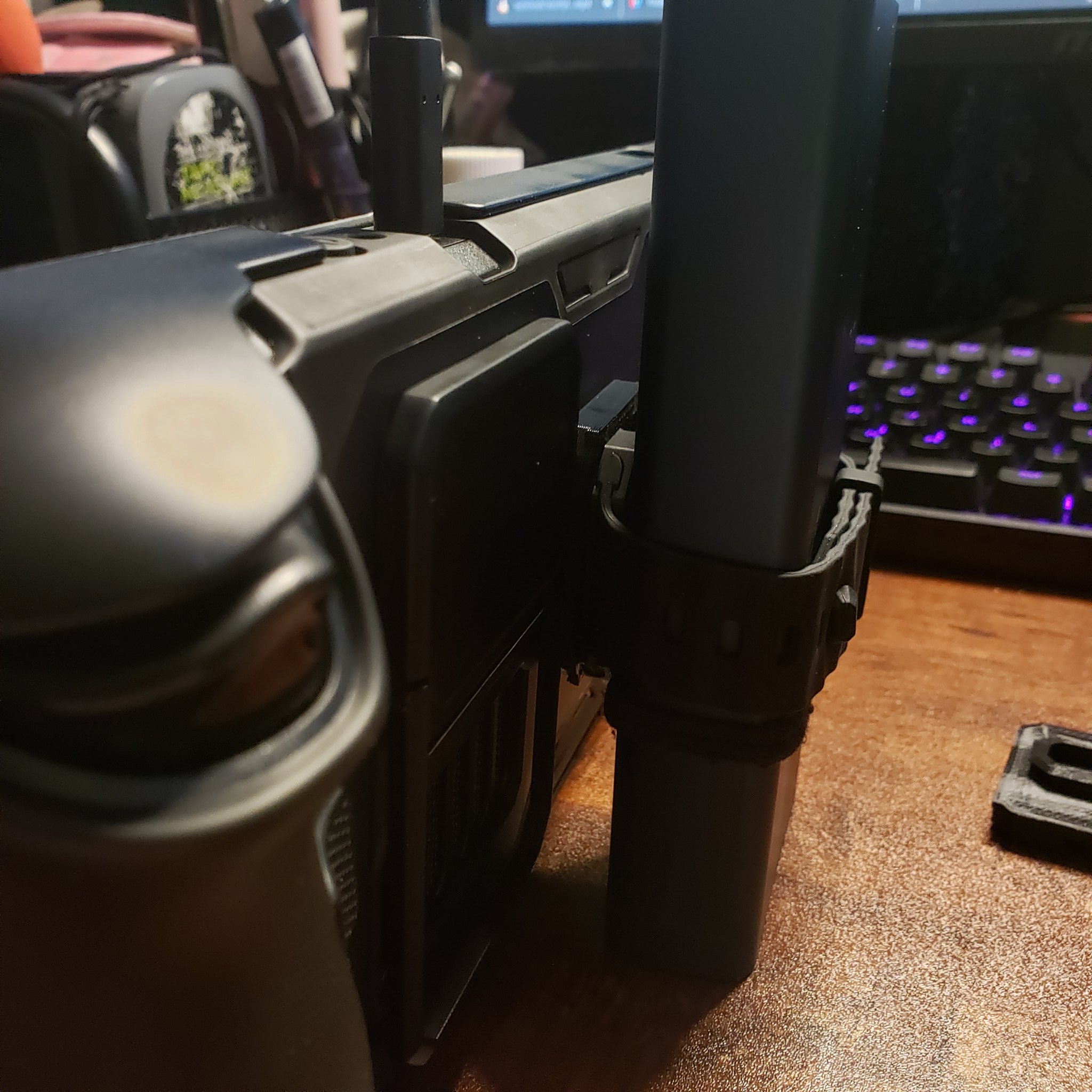 JSAUX Modcase Vertical-Orientation Adapter