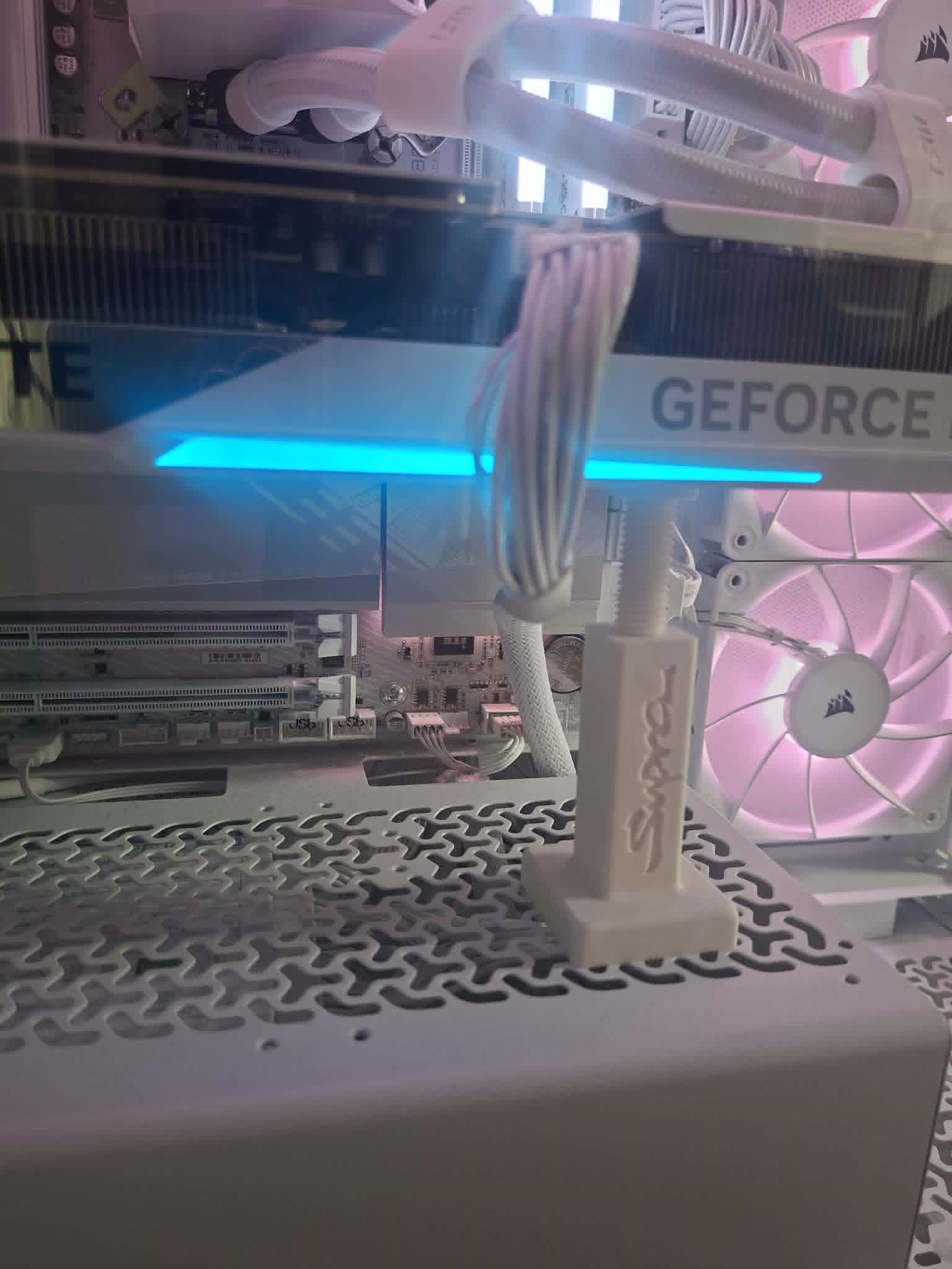 Miniatura 2 do modelo 3D Adjustable GPU Support SUPRA