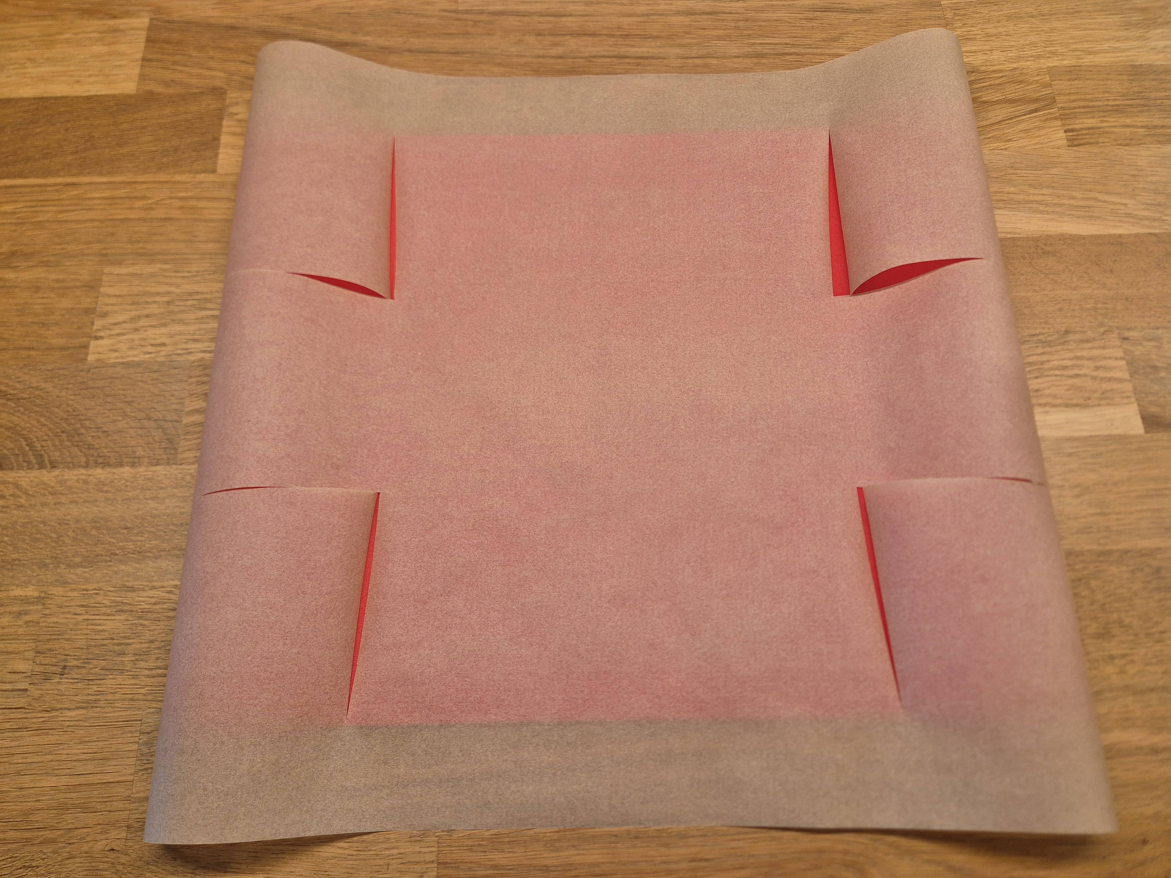 Baking paper cutting aid — thumbnail 2
