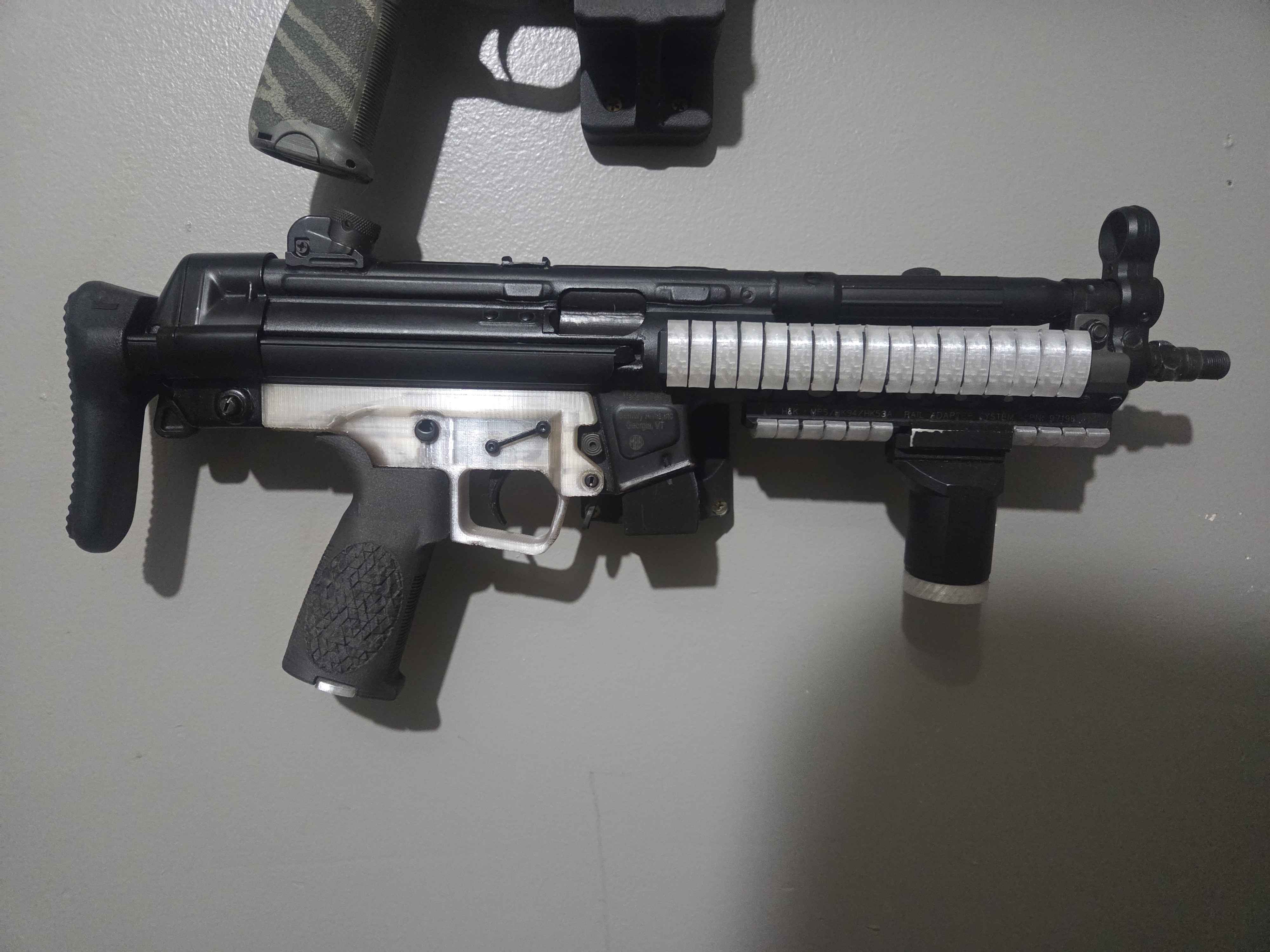 MP5 Wall Mount