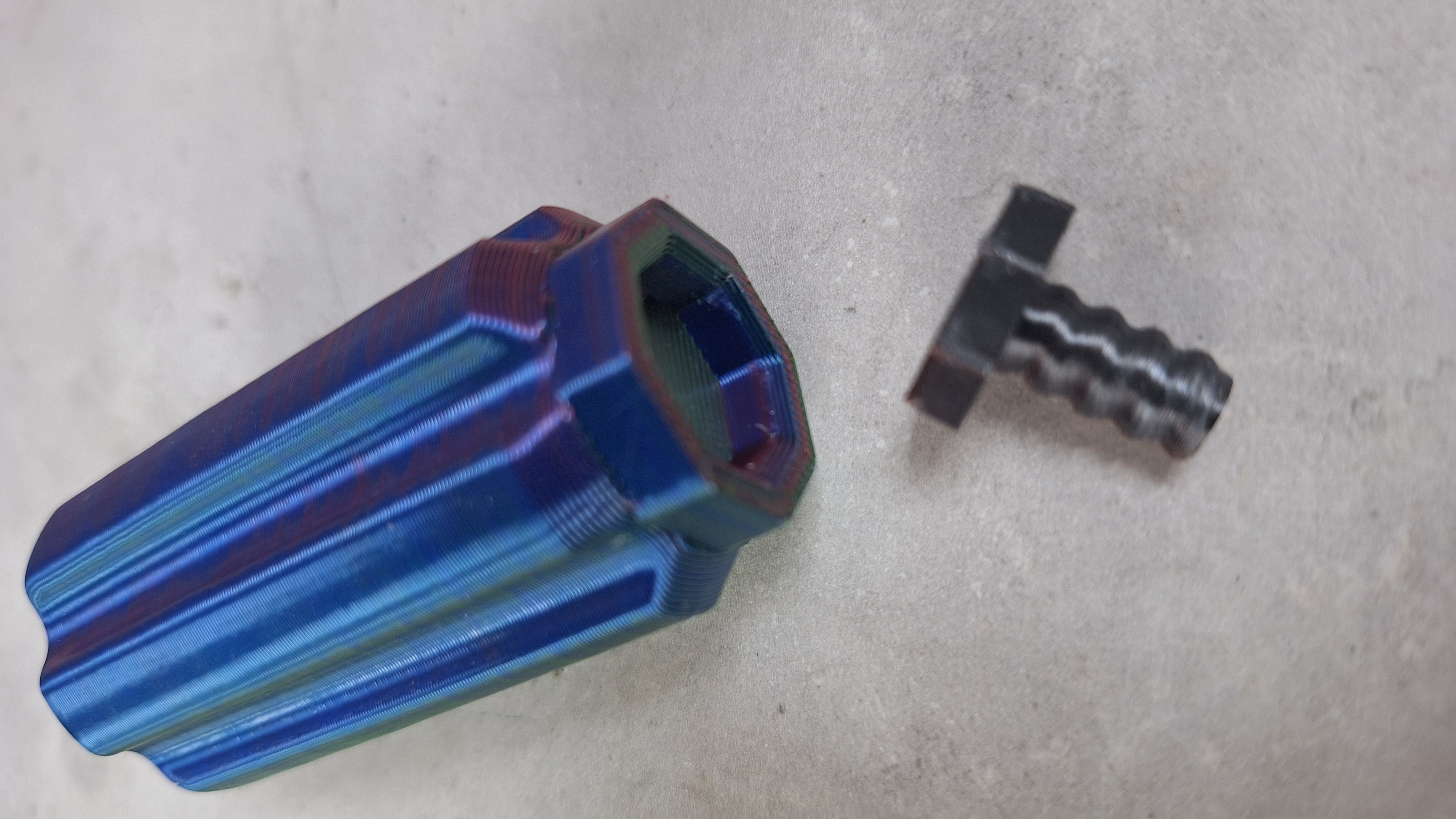 Miniatura 2 do modelo 3D multiboard small thread plain bolt driver