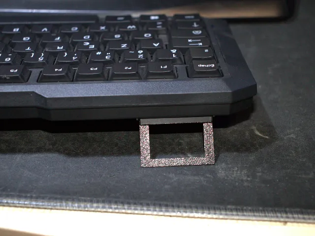 Keyboard legs or laptop