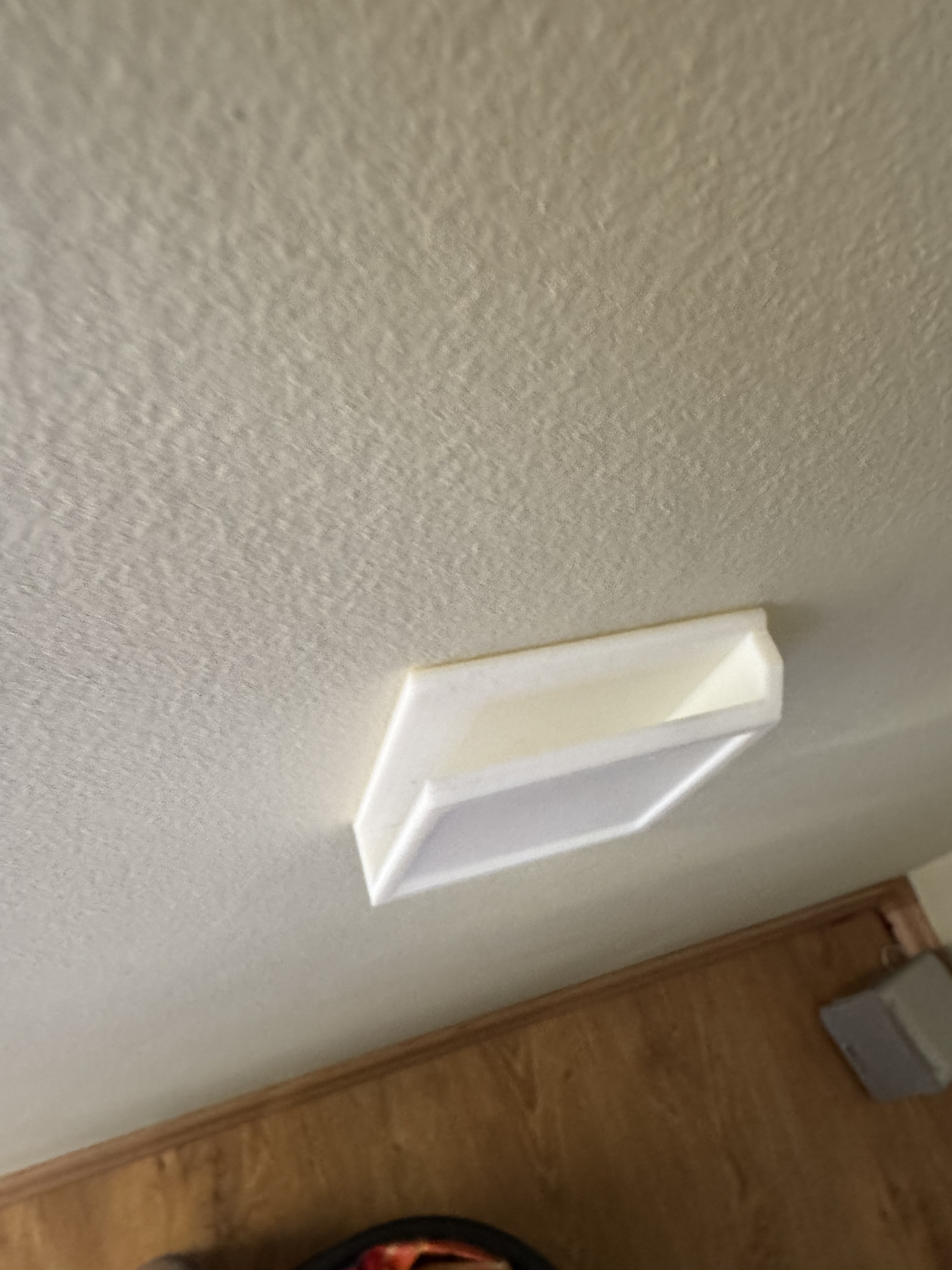 Drawpad wall mount