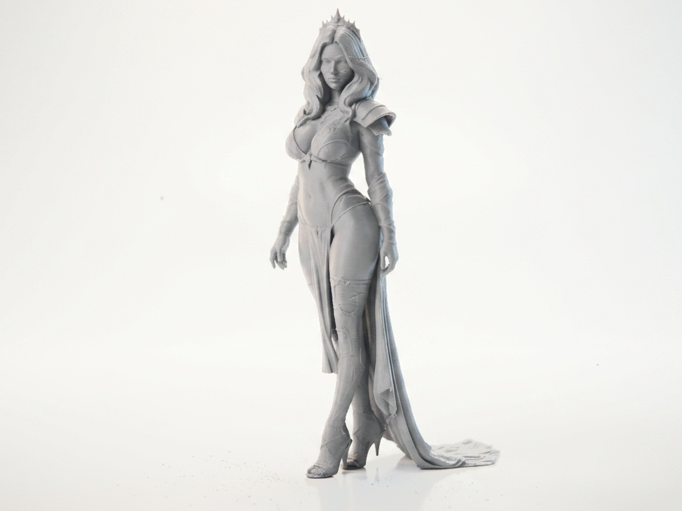 Queen Figurine Female Character 3D Printable