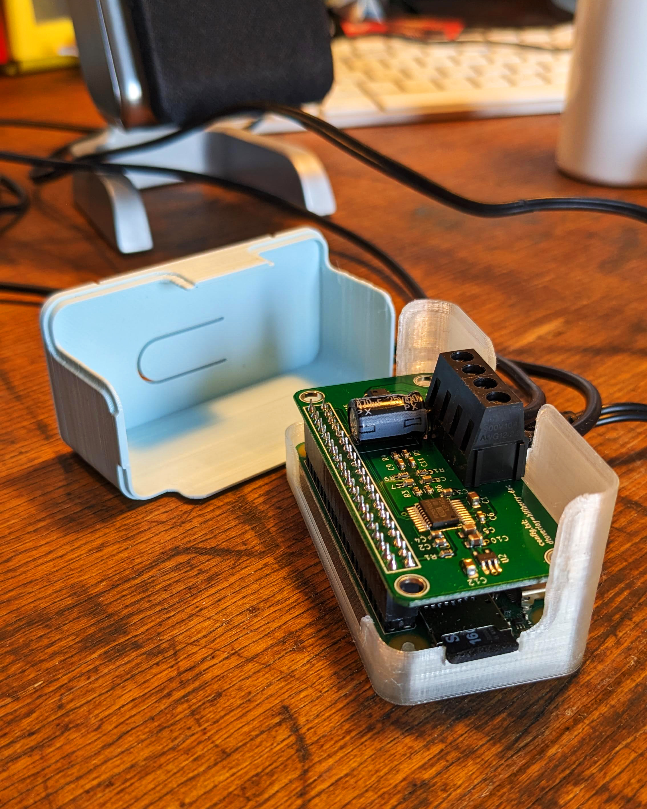 Miniatura 4 do modelo 3D Raspberry Pi Zero HiFiBerry MiniAmp Case
