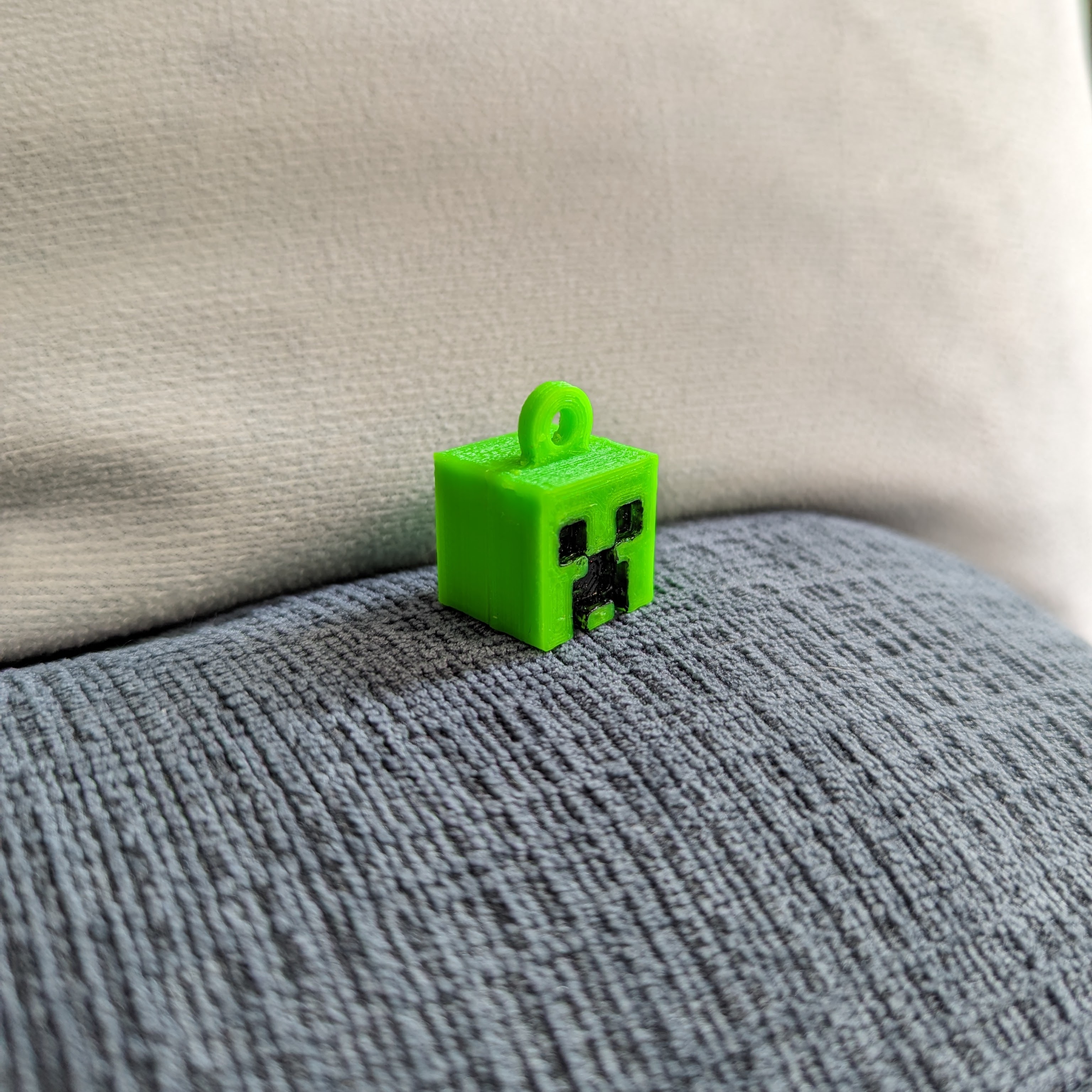 Snap-Together Creeper Keychain