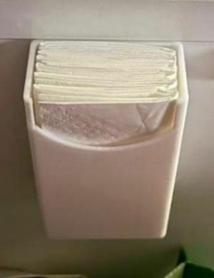 Tissue Holder
