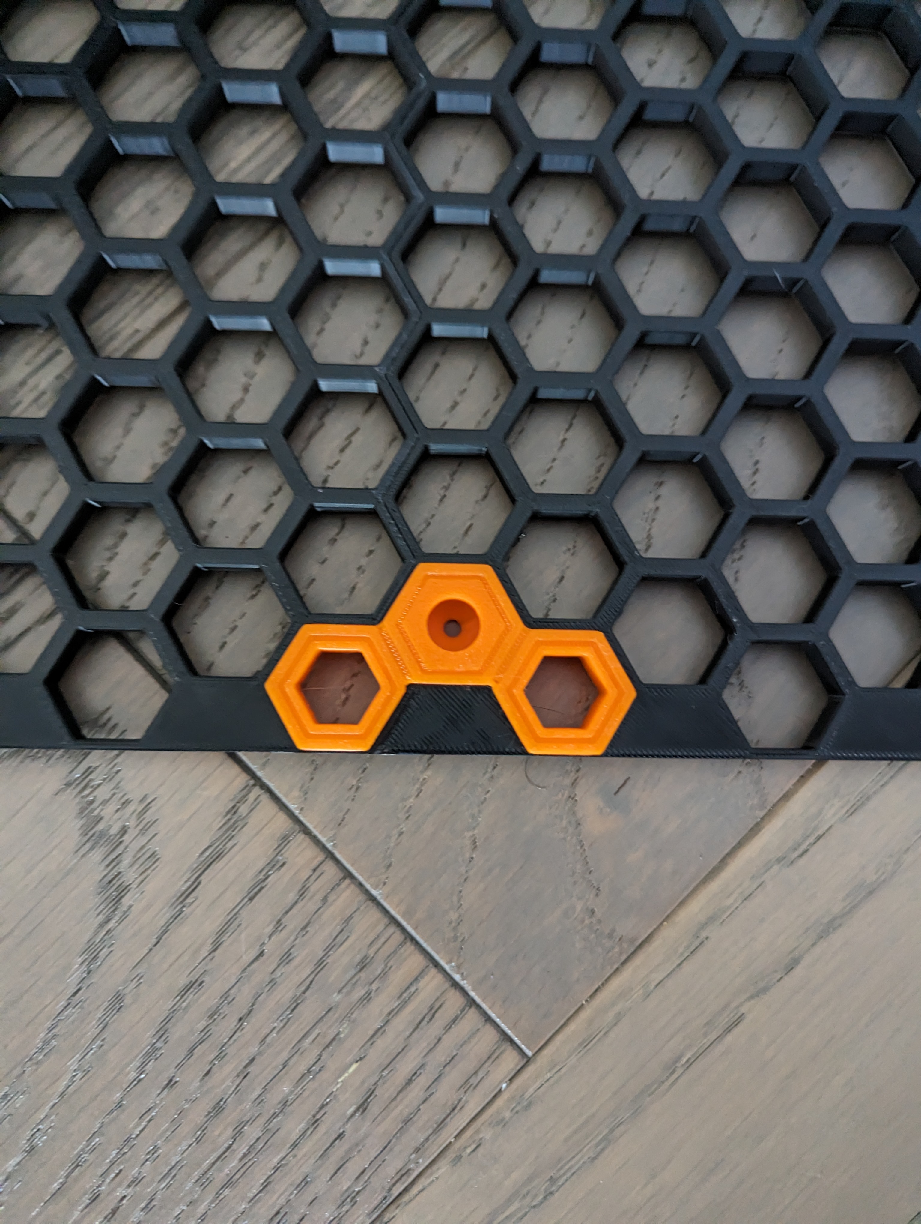 Honeycomb Storage wall 3 piece wall mount