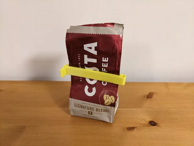 Coffee bag clip