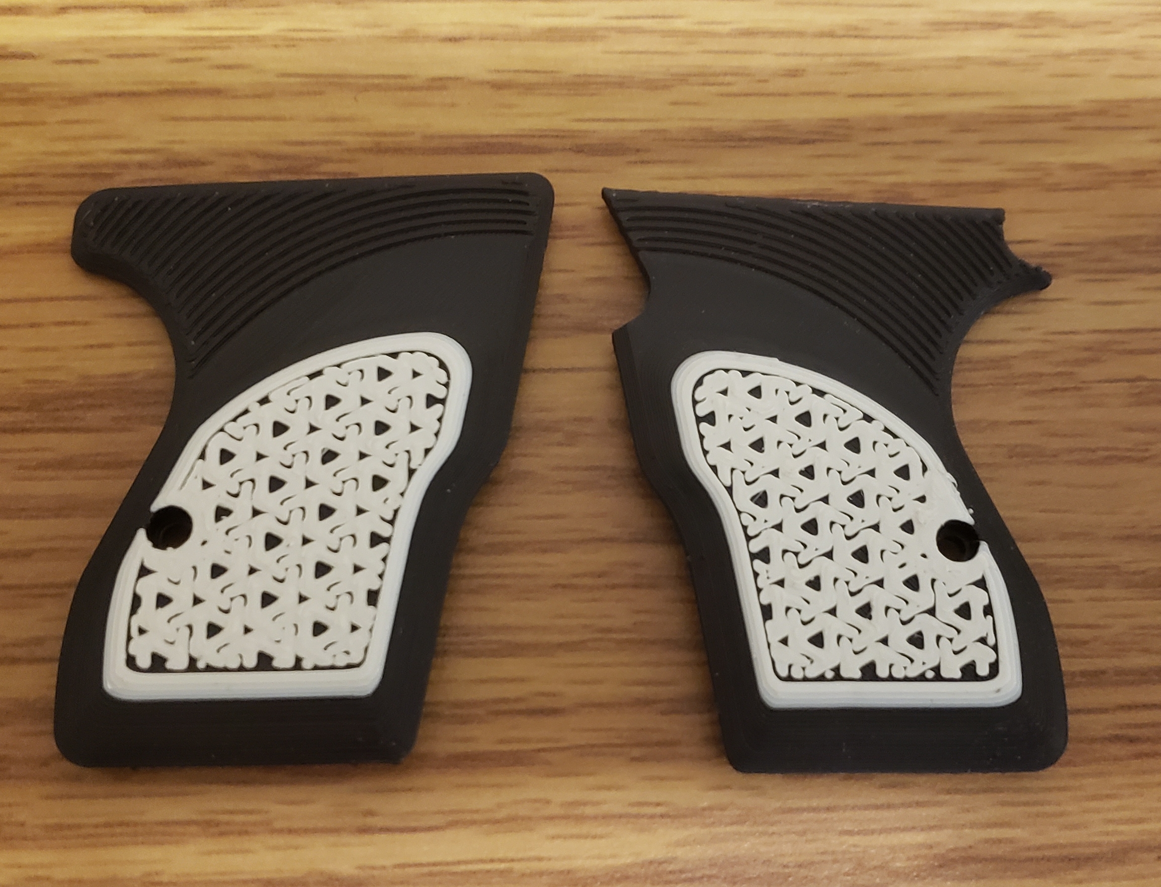 Dickson Detective Grip Panels