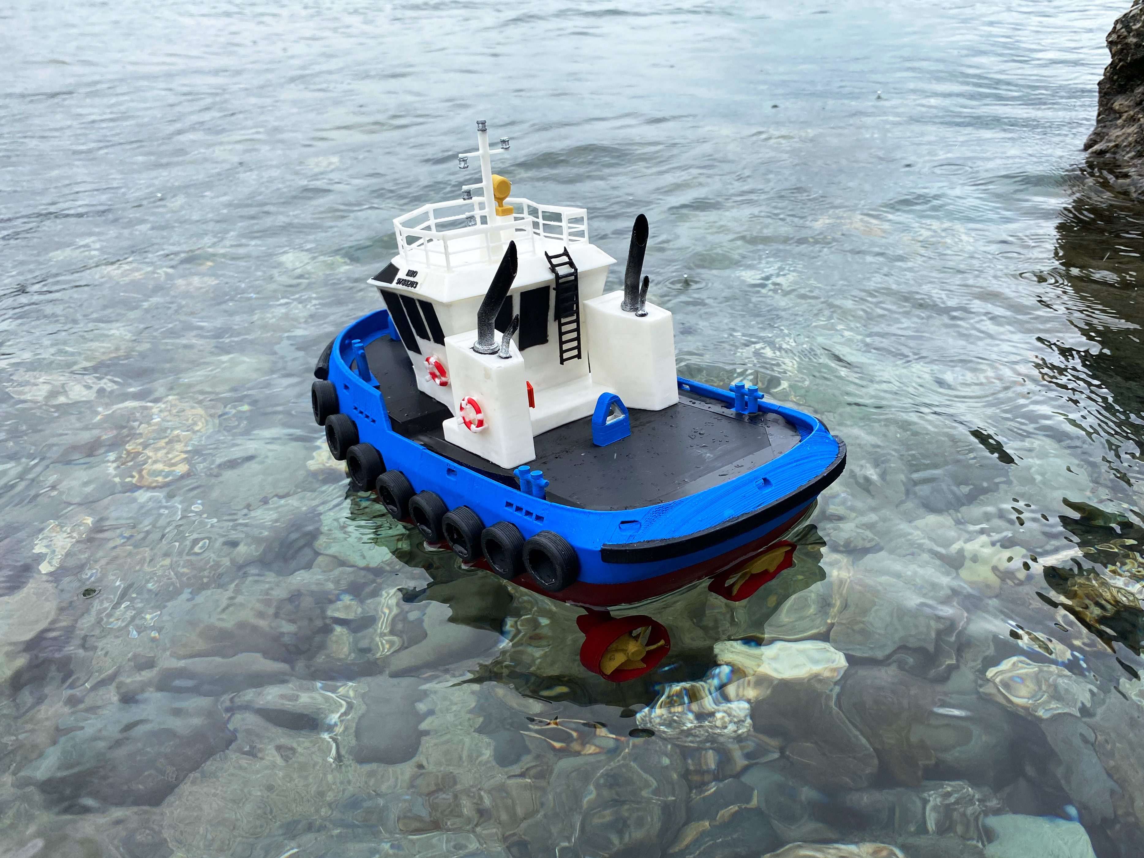 RC Tugboat with Functional Azimuth Thrusters — miniatura 3