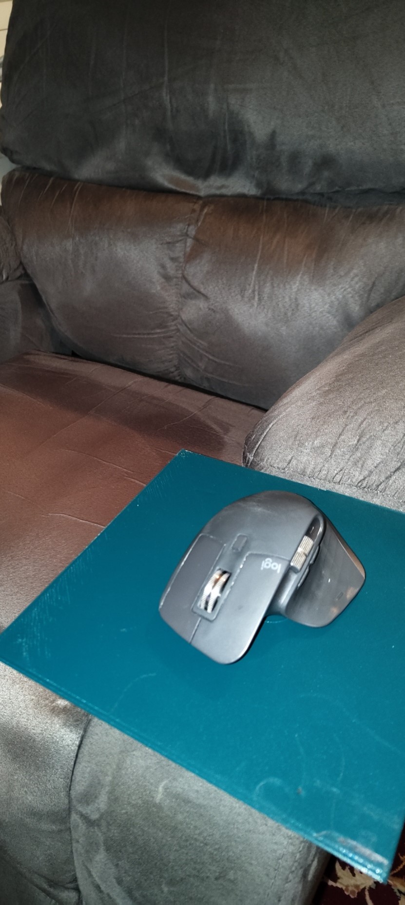 Arm chair mouse pad table for couch