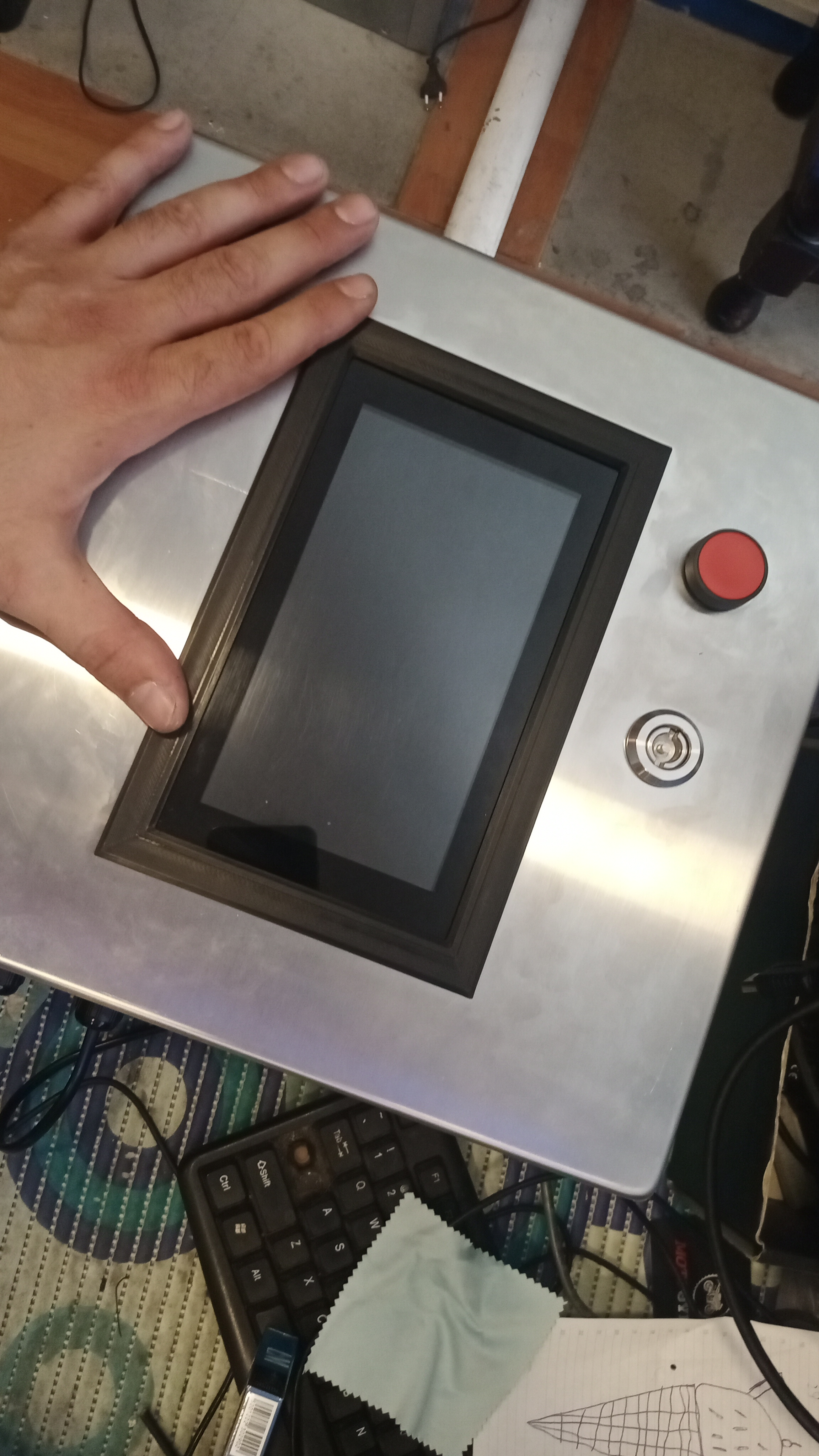 WAVESHARE 7" PANEL MOUNT CASE