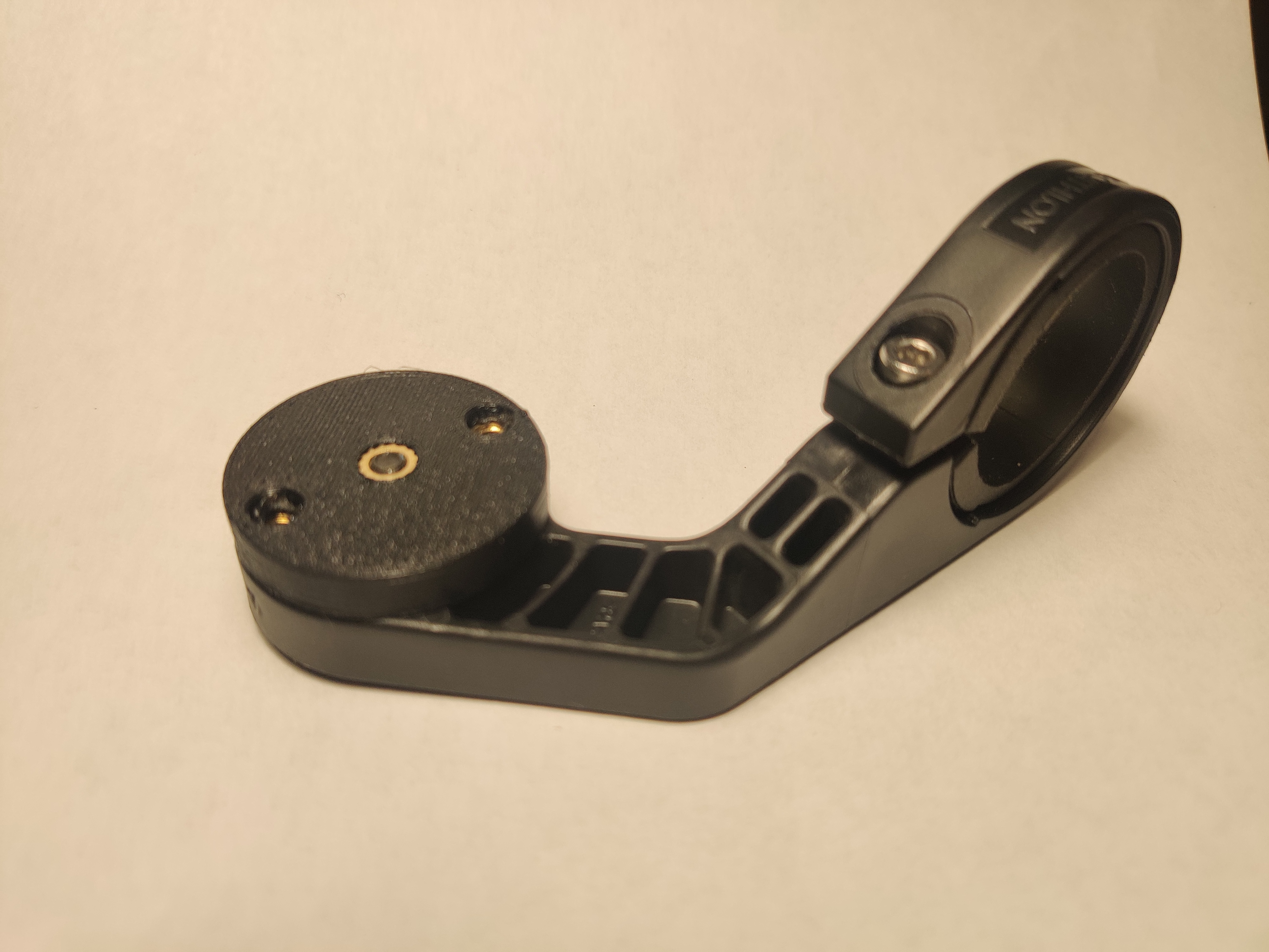 Decathlon GPS mount attachement