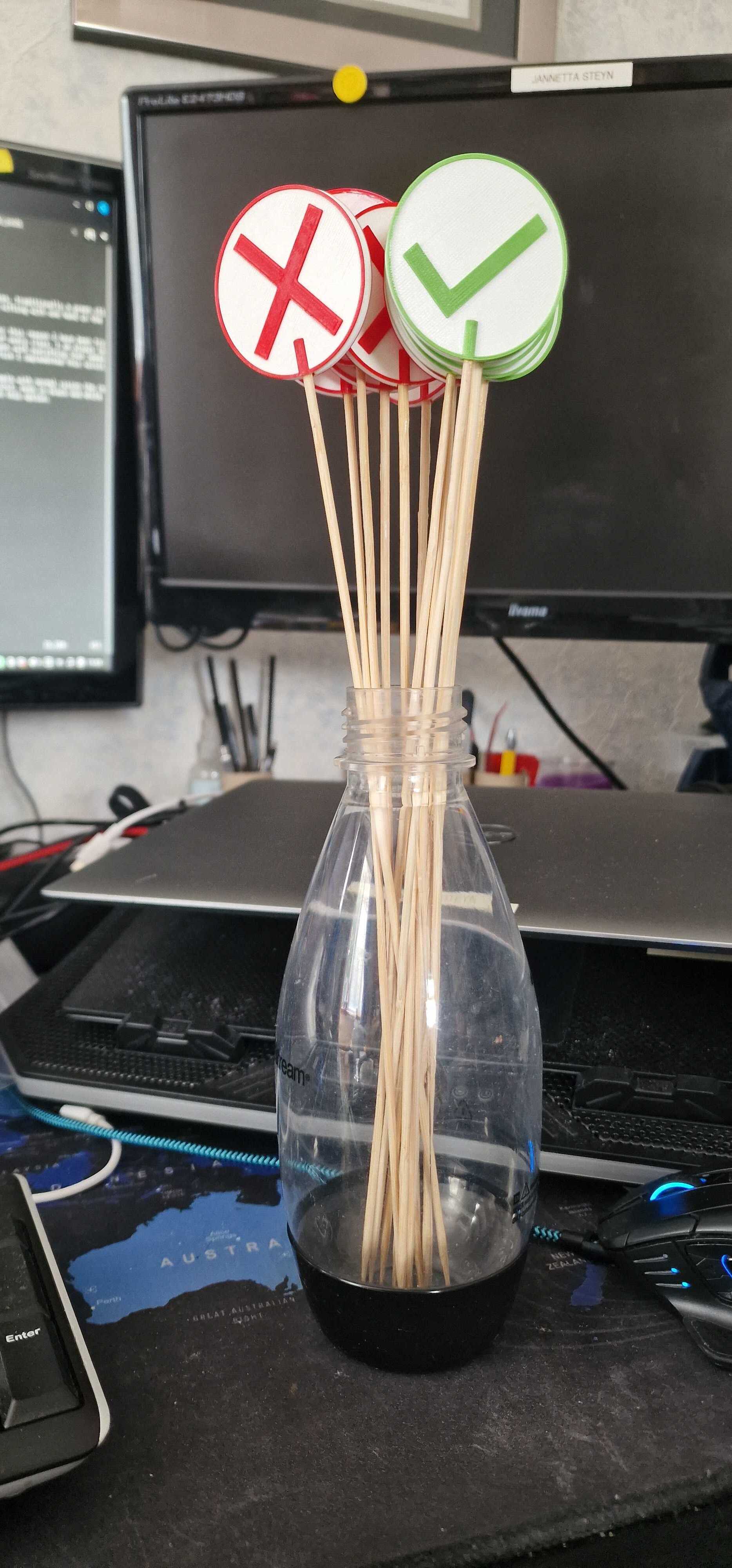 Tick and Cross sticks for teaching by tarrentaal Download free STL