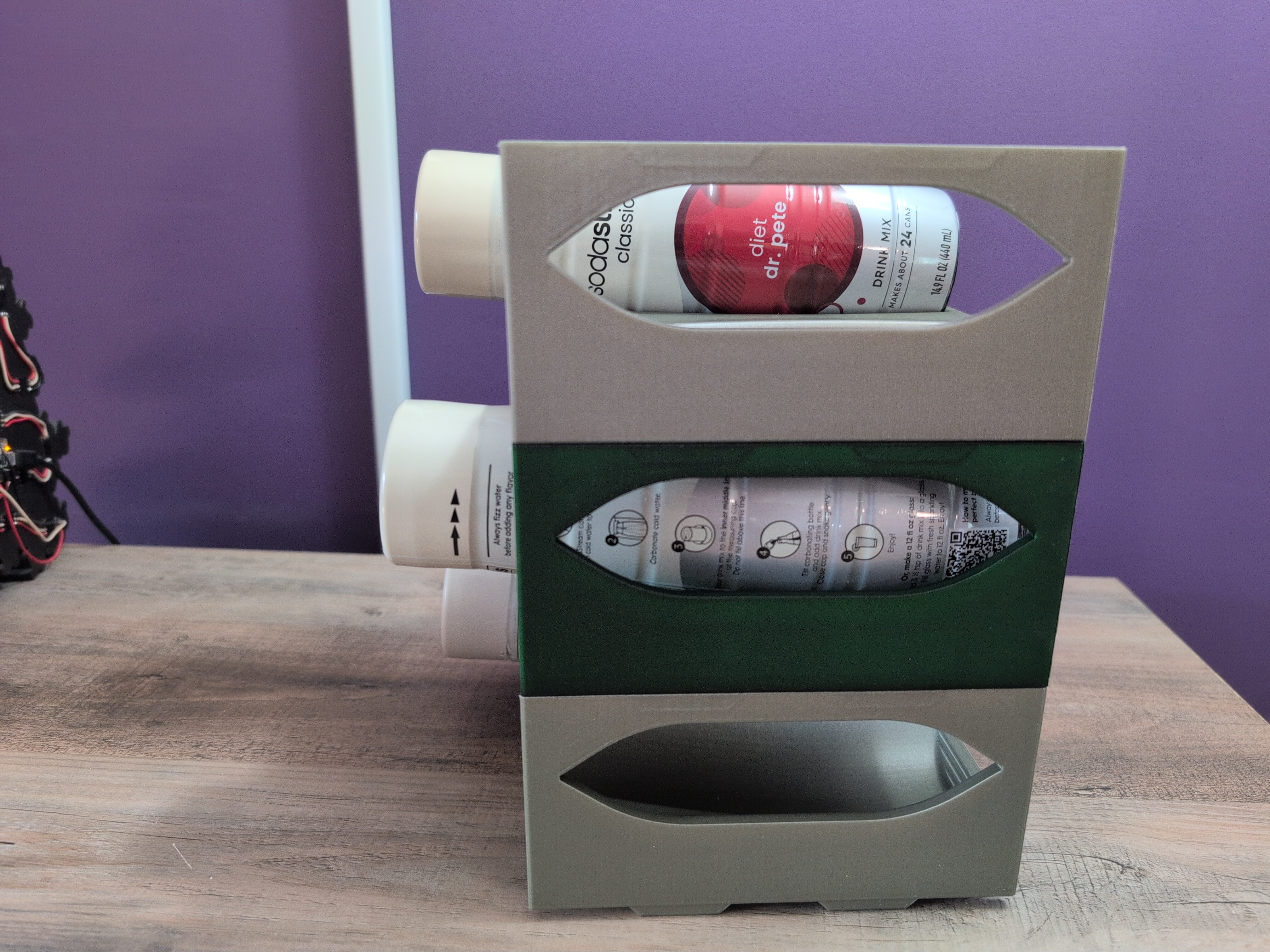 Miniatura 2 do modelo 3D SodaStream Stackable Bottle Holder