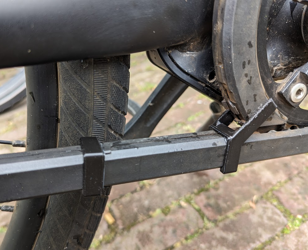 vanmoof chain bag