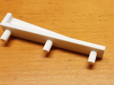 Shelf support pin for cupboards and wardrobes