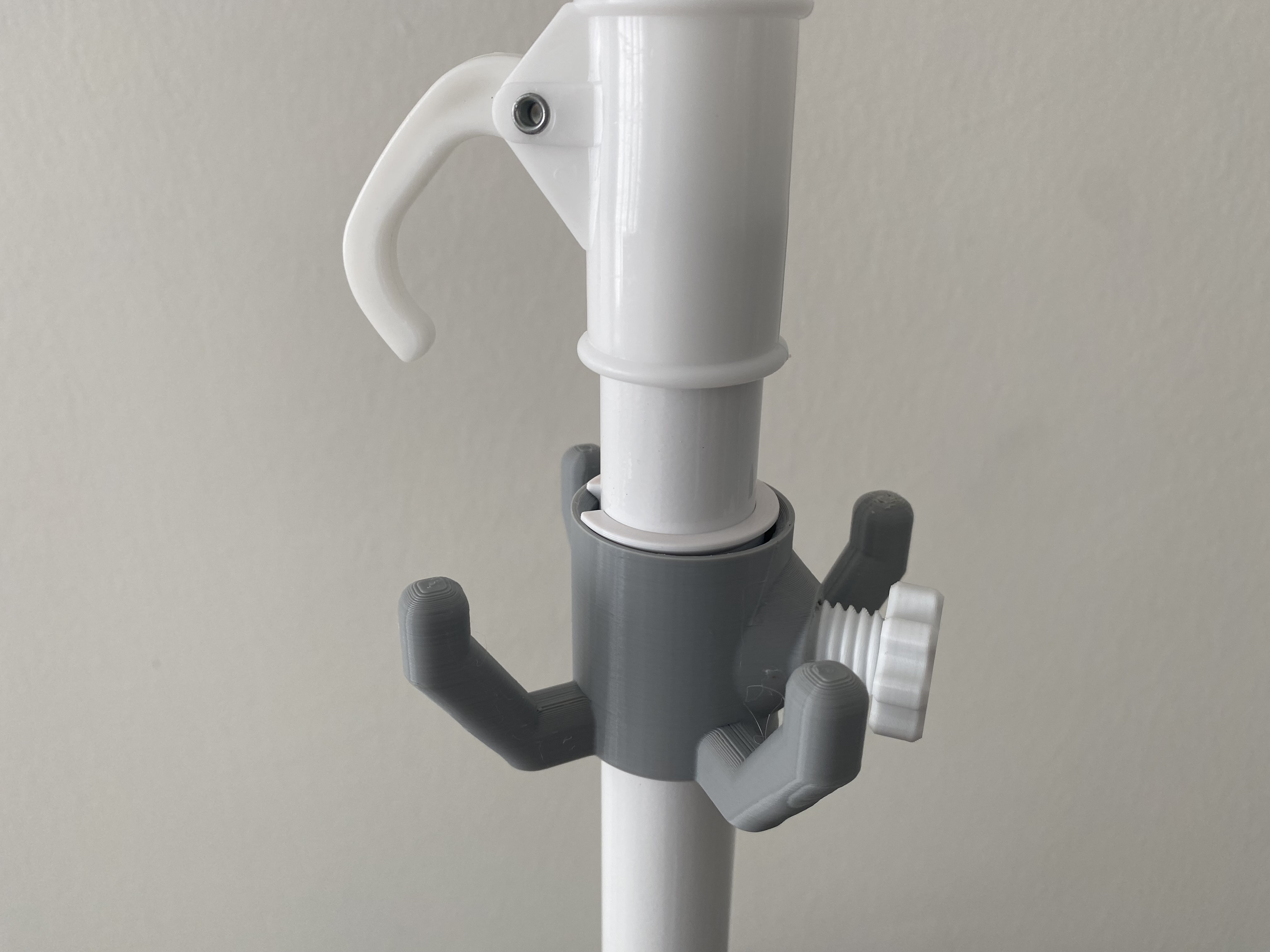 Beach Umbrella Hanging Hook by BTR3D Download free STL model