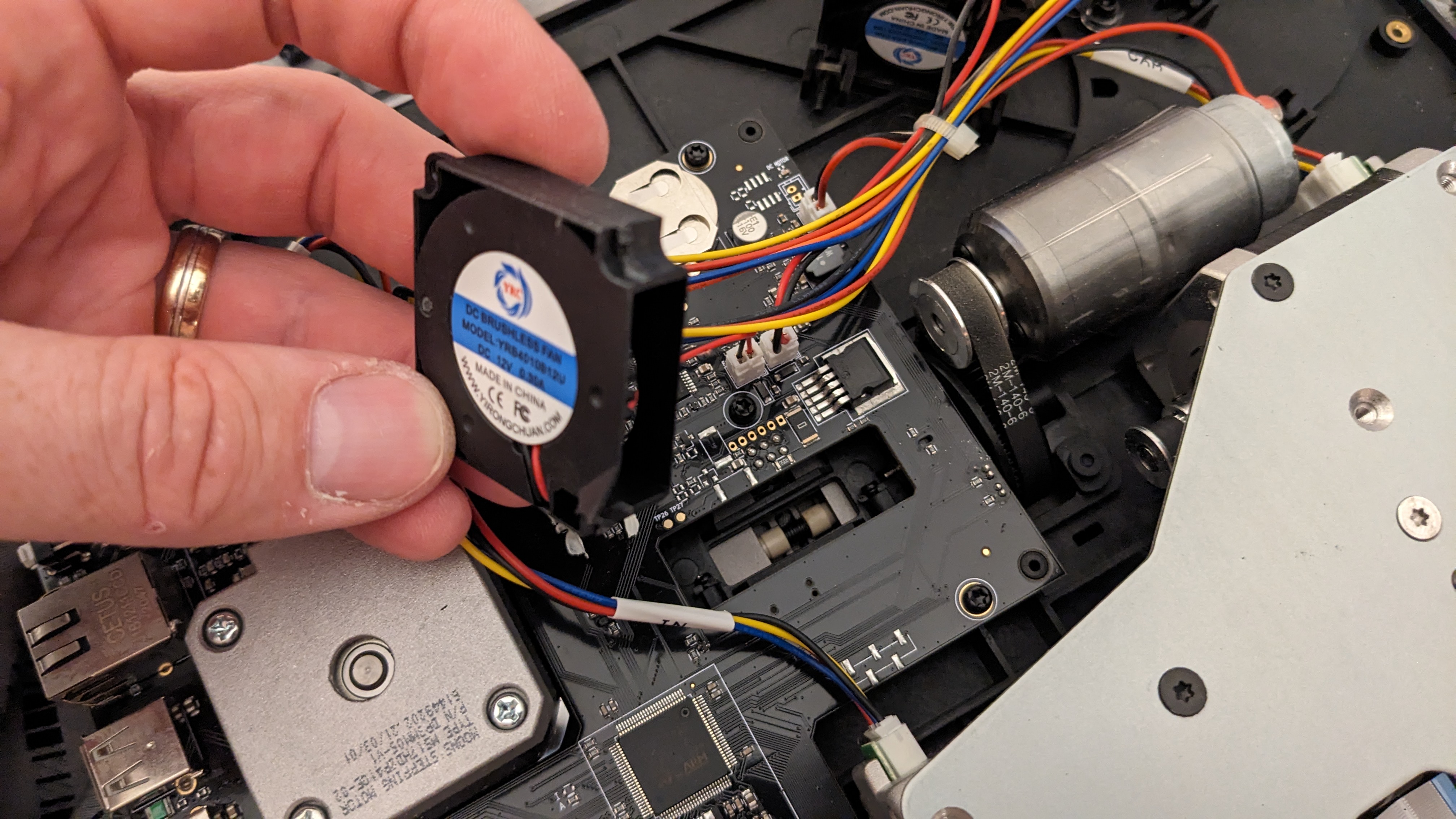 Palette 3 splice core fan bracket by Bryan Avery | Download free STL ...