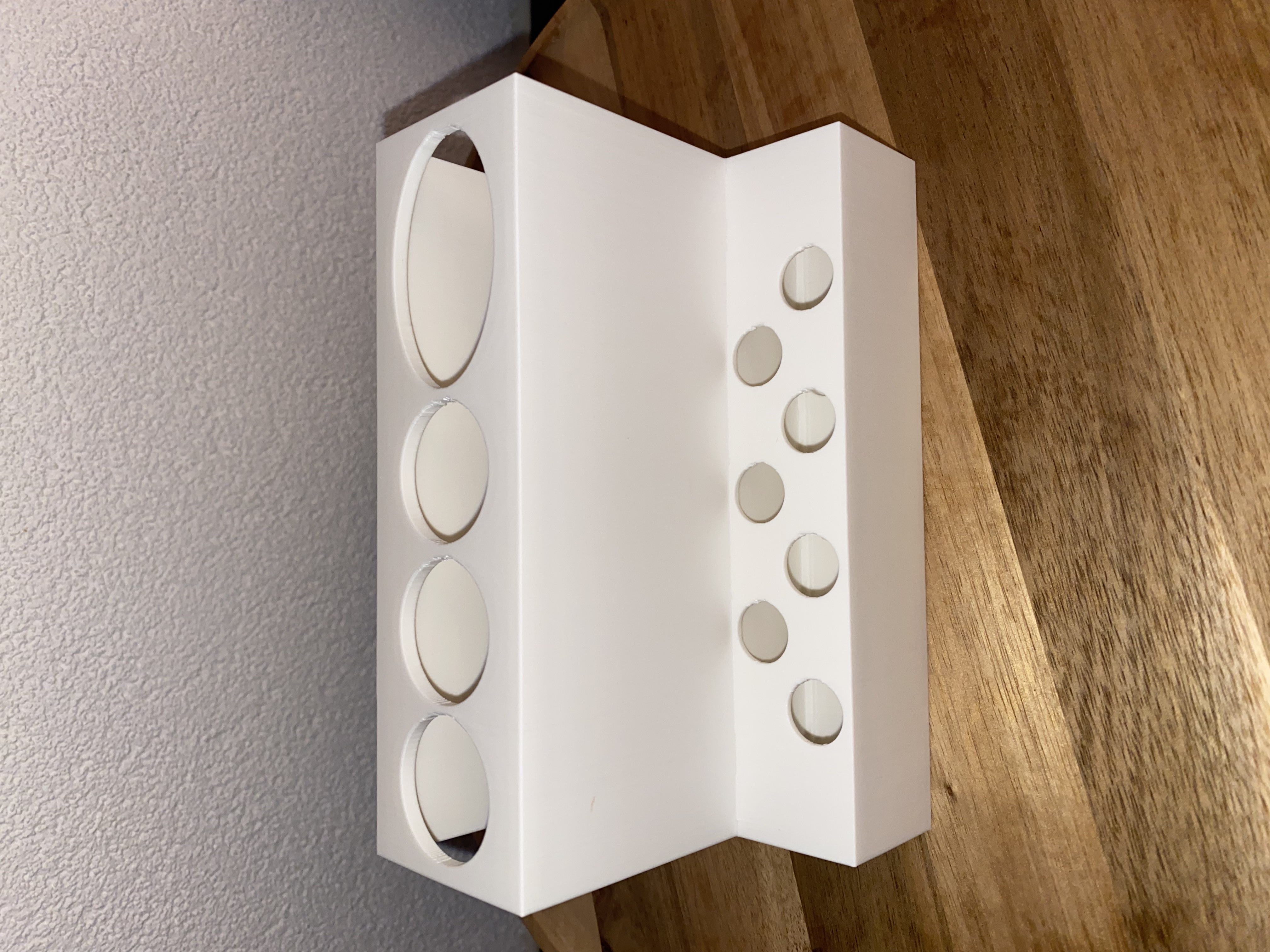 Remix Electric Tooth Brush Holder/Stand 7 brush tips design