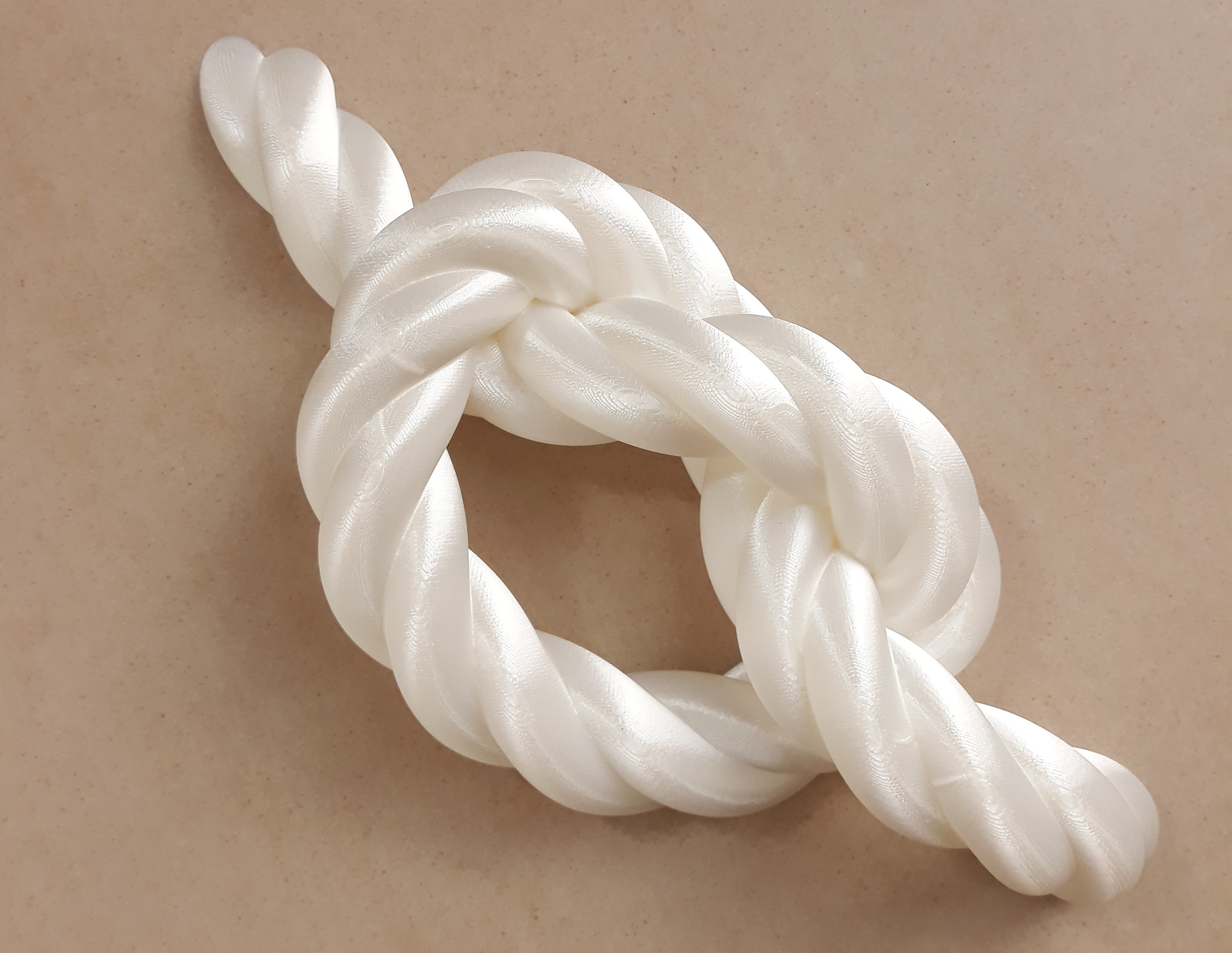 Overhand knot