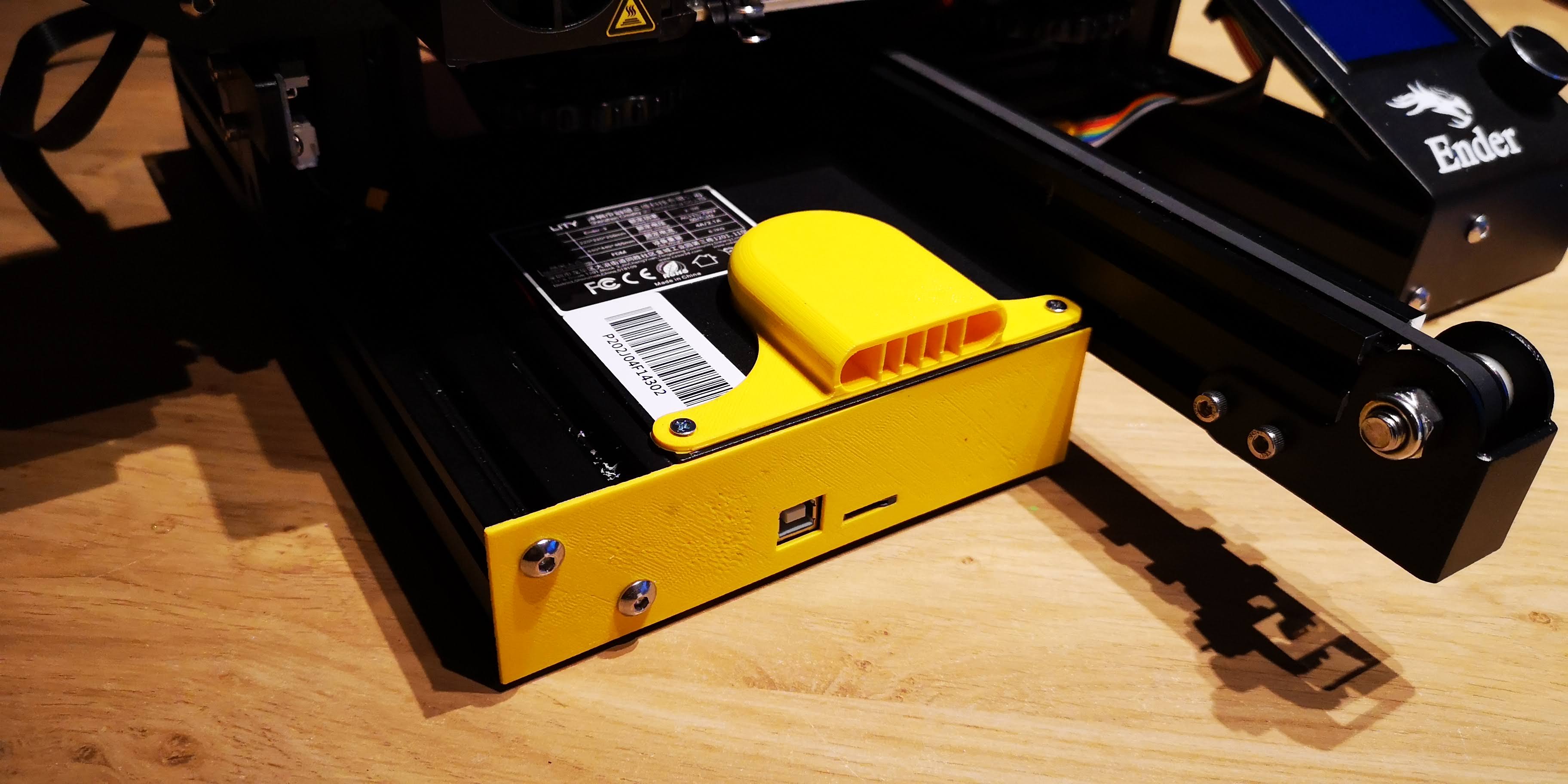 Minimalistic Ender 3 Enclosure for Bigtreetech SKR 1.4