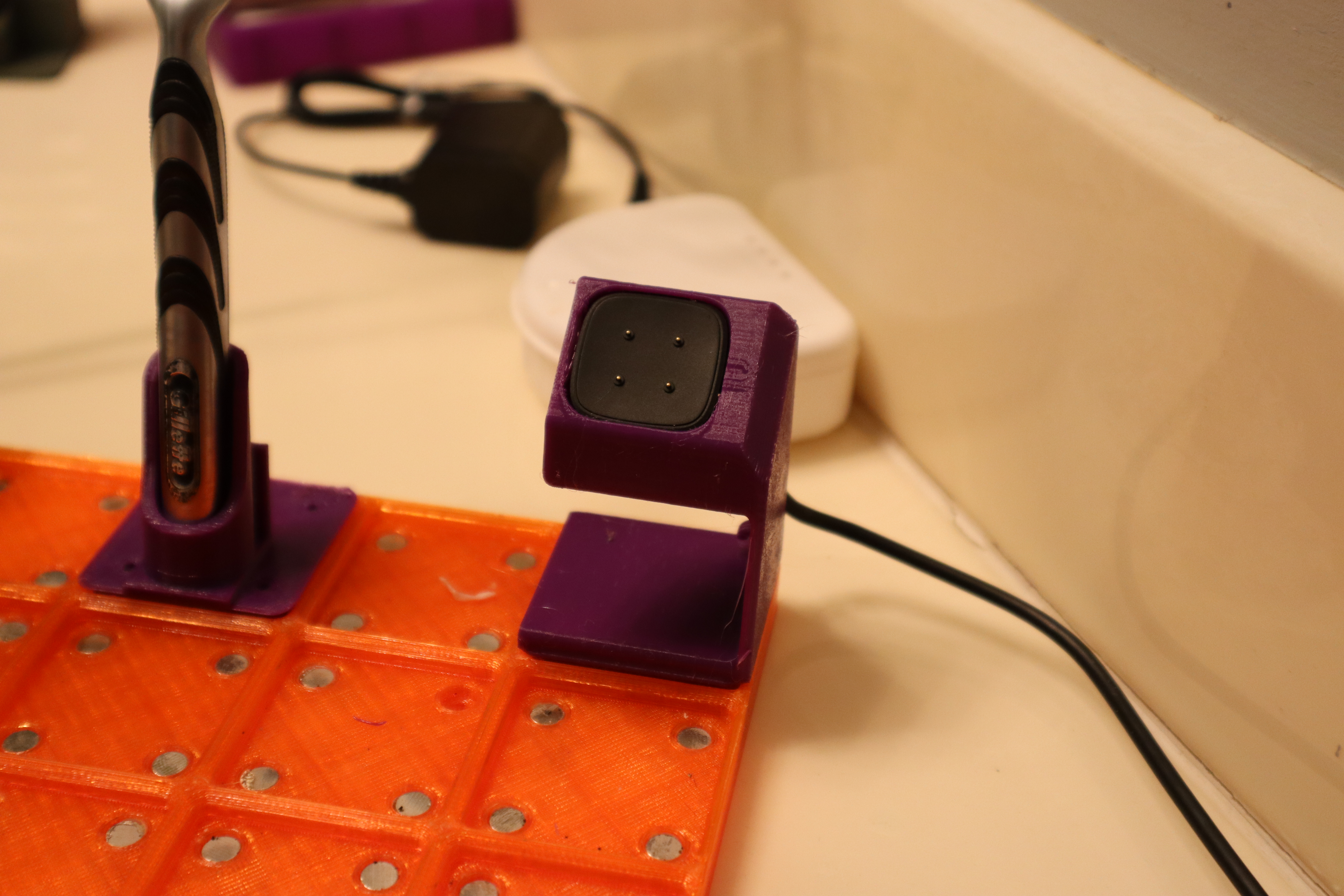 Gridfinity Fitbit Sense, Sense 2, Versa 3 & Versa 4 charger holder