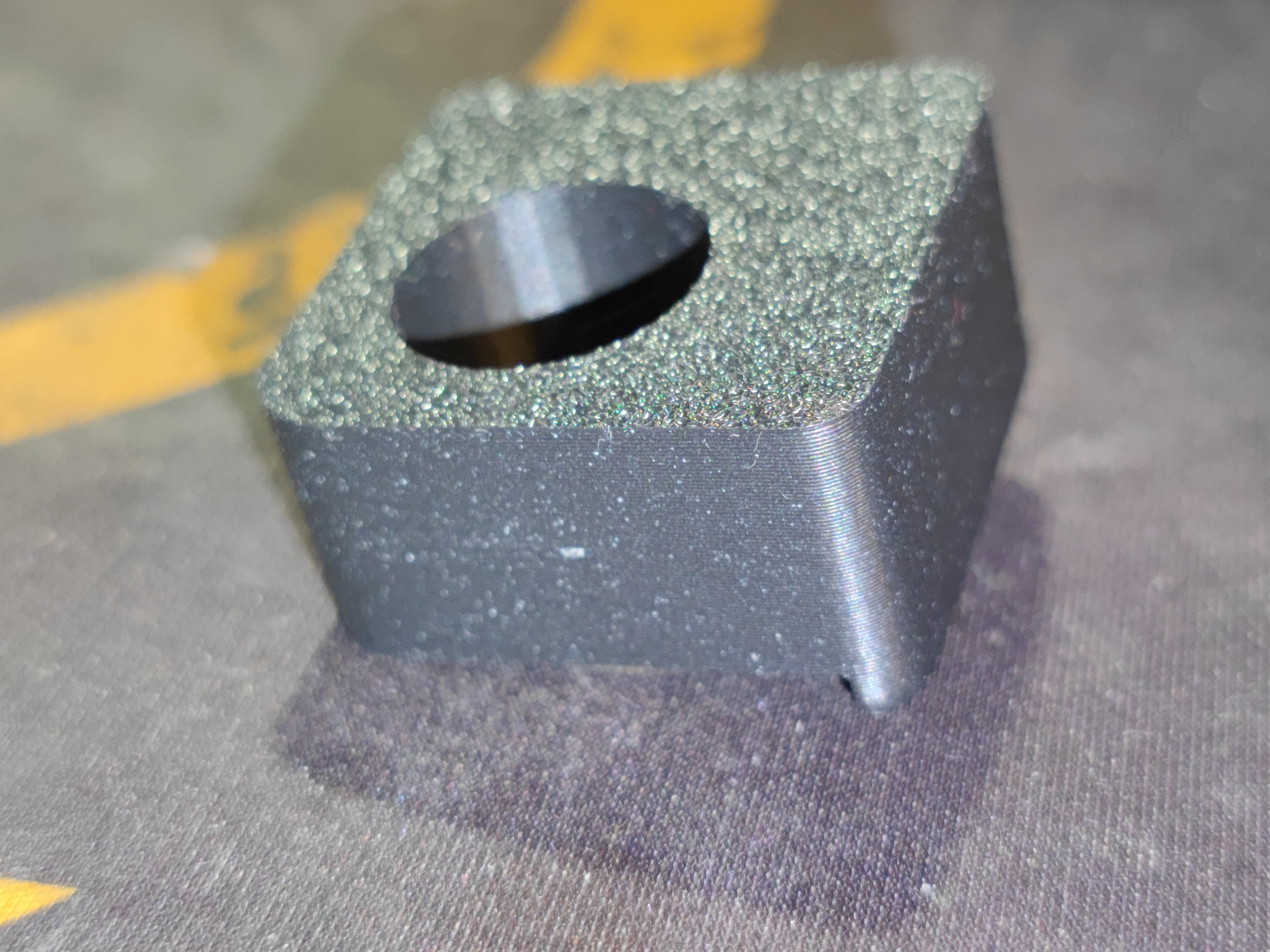 Simple leg / spacer for something