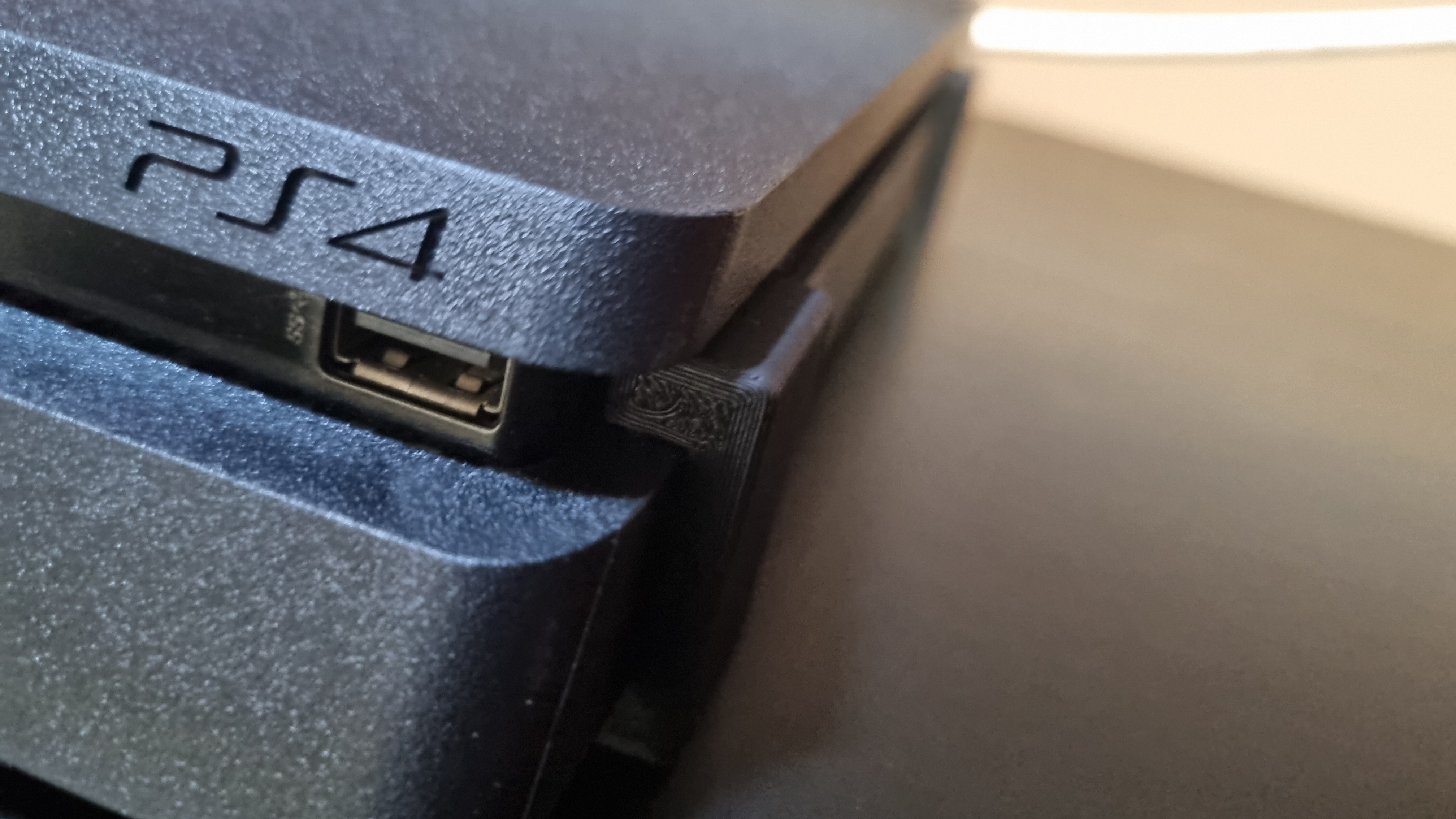 Miniatura 6 do modelo 3D Wall PS4 Support