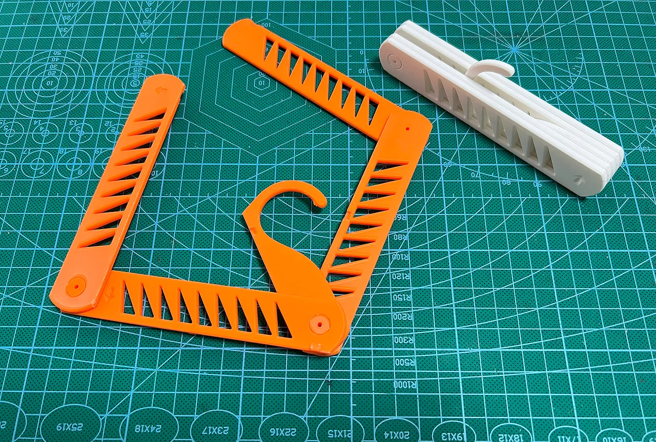 STL file Baby clothes hanger 👶・3D printing idea to download・Cults