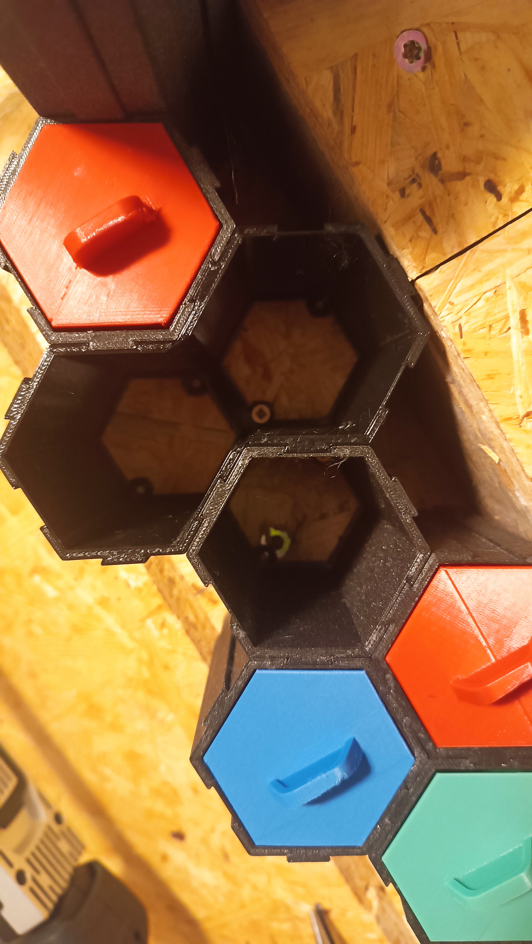 Miniatura 10 do modelo 3D Modular Hex drawer system