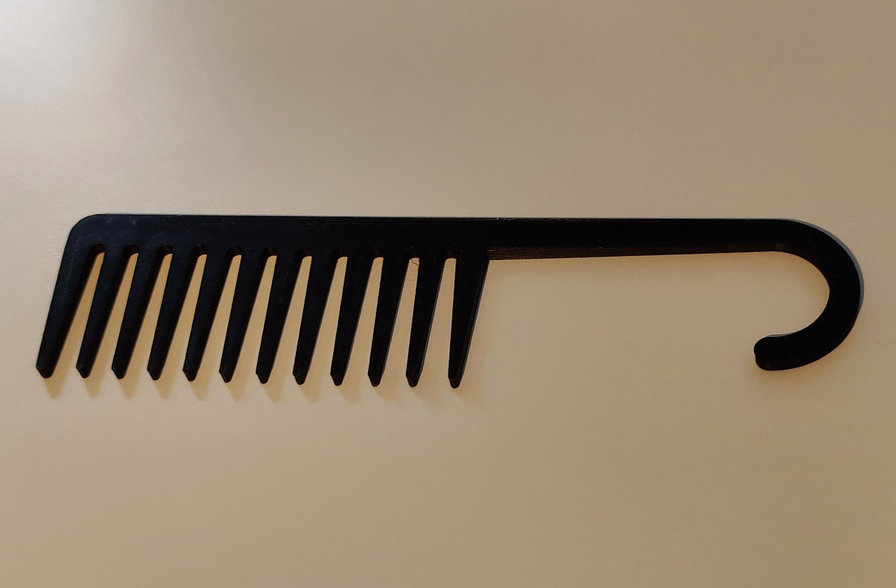 Customizable wide tooth comb with handy hook