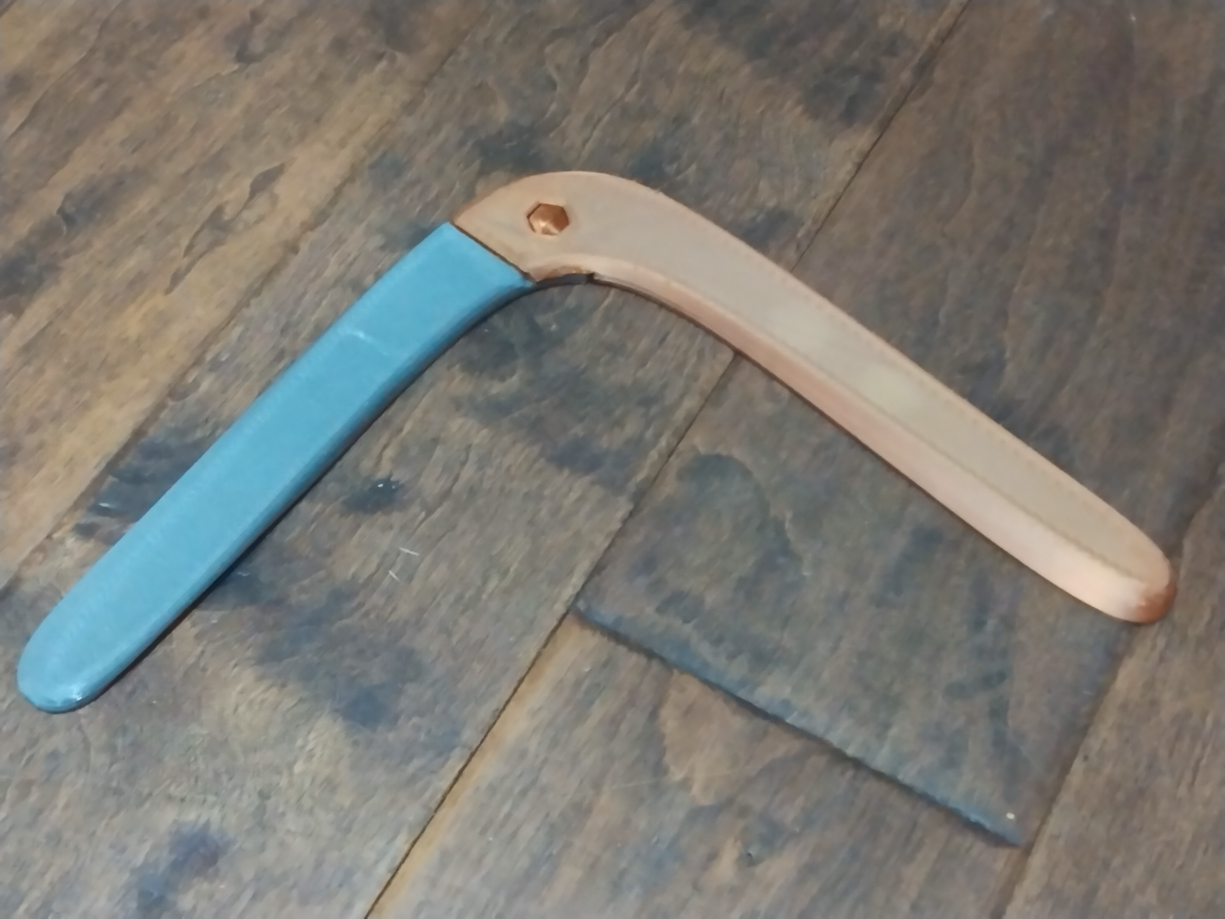 Lap-jointed Boomerang