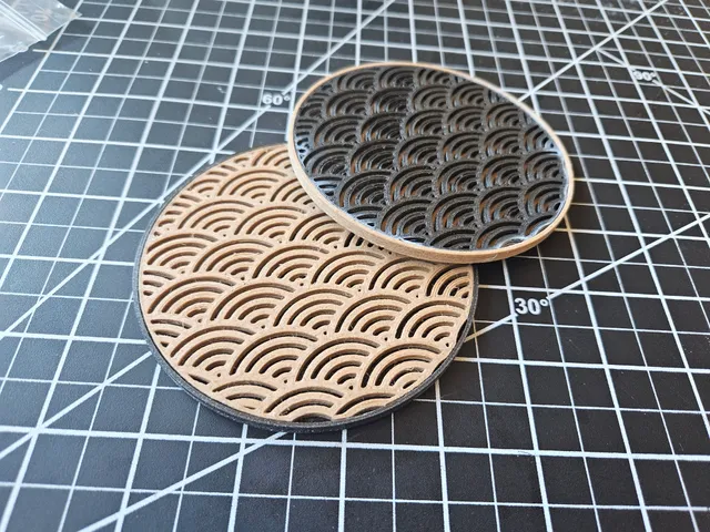 Wave Pattern Coaster - Separate Insert