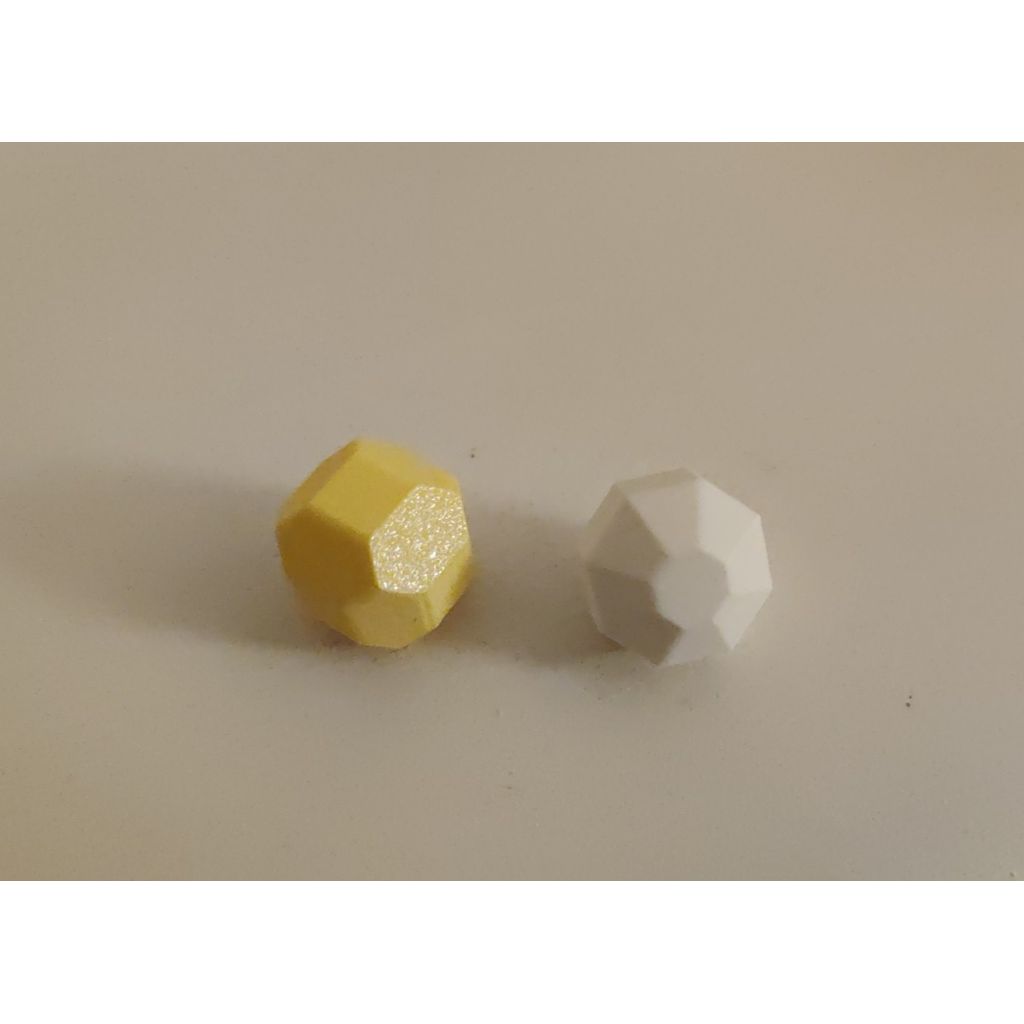 some weird dice (OpenSCAD-playtime)