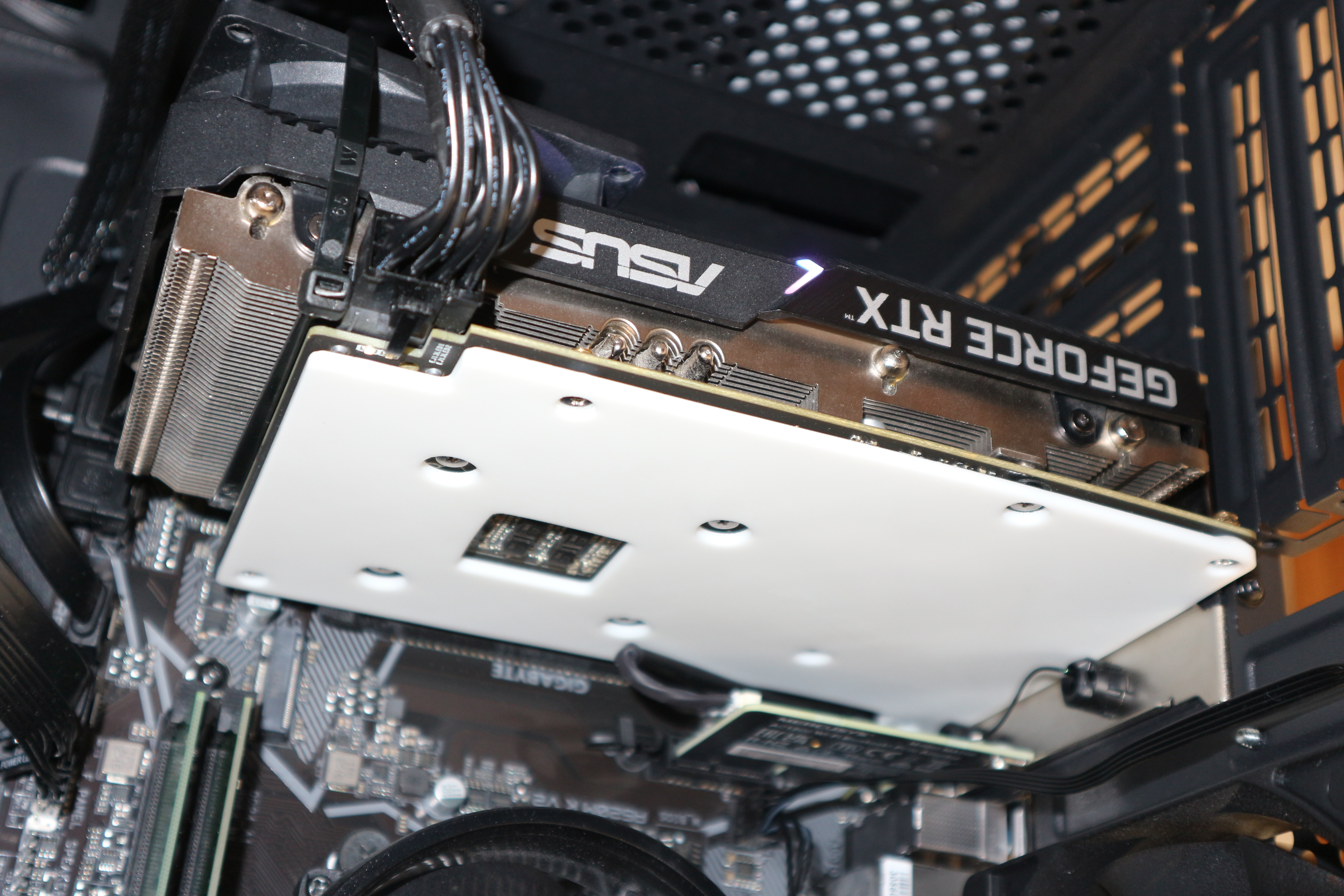 ASUS DUAL RTX 2070 MINI Backplate
