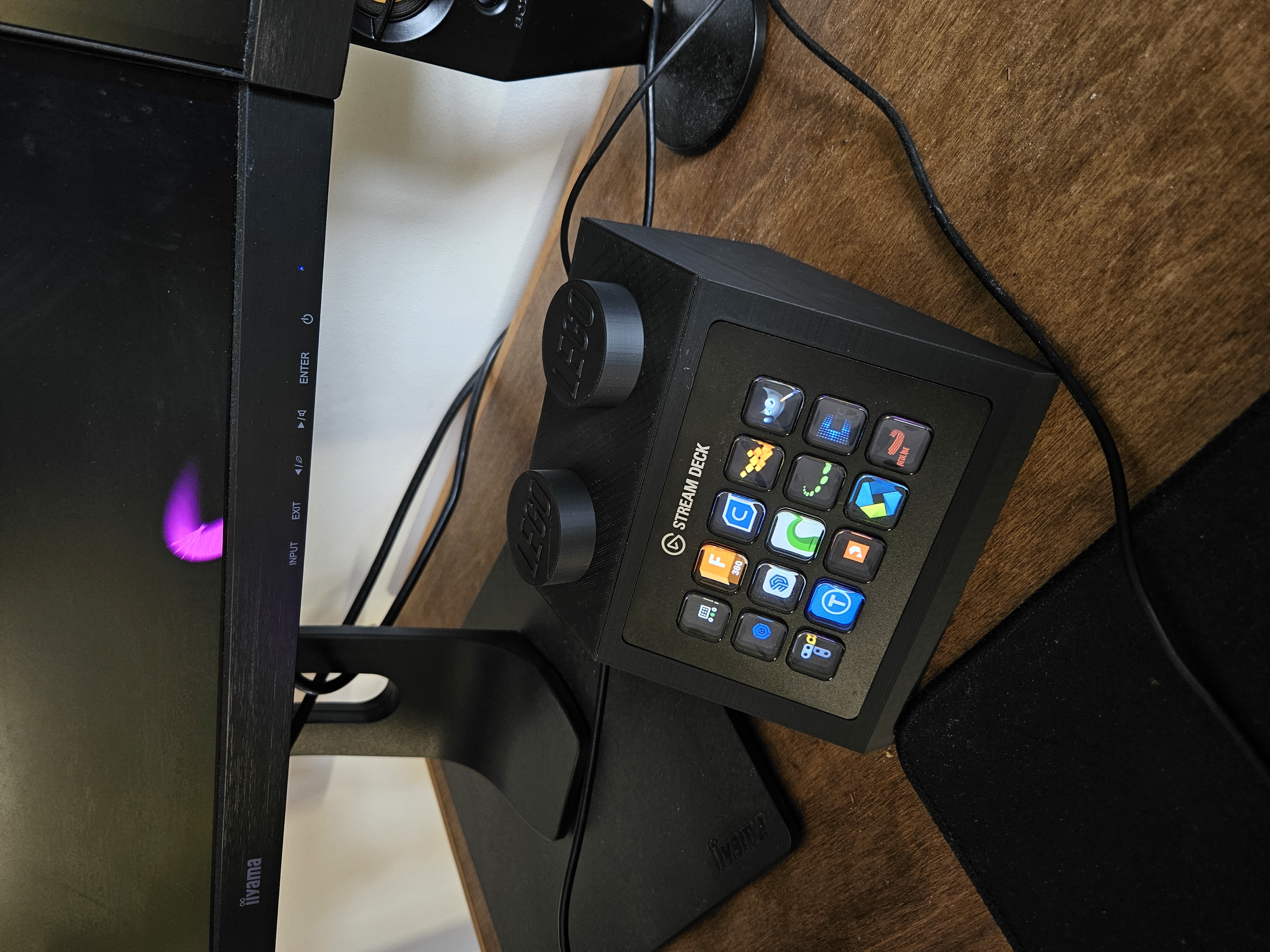 LEGO Computer Stream Deck Mount