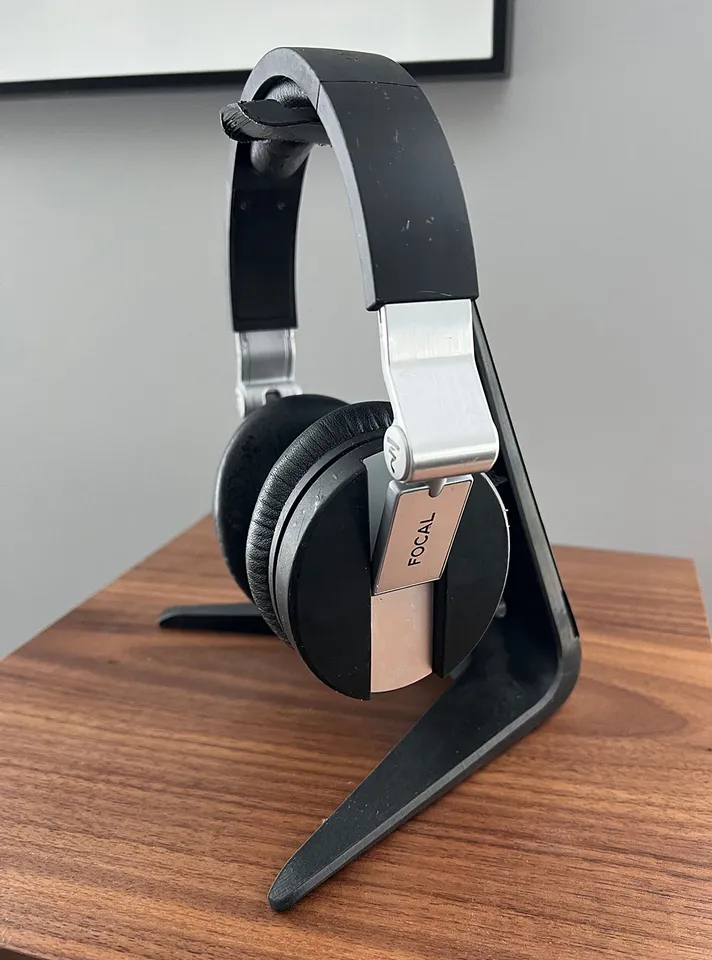 Headphone Stand by Makerbot - Focal Edition by aussieinkguy