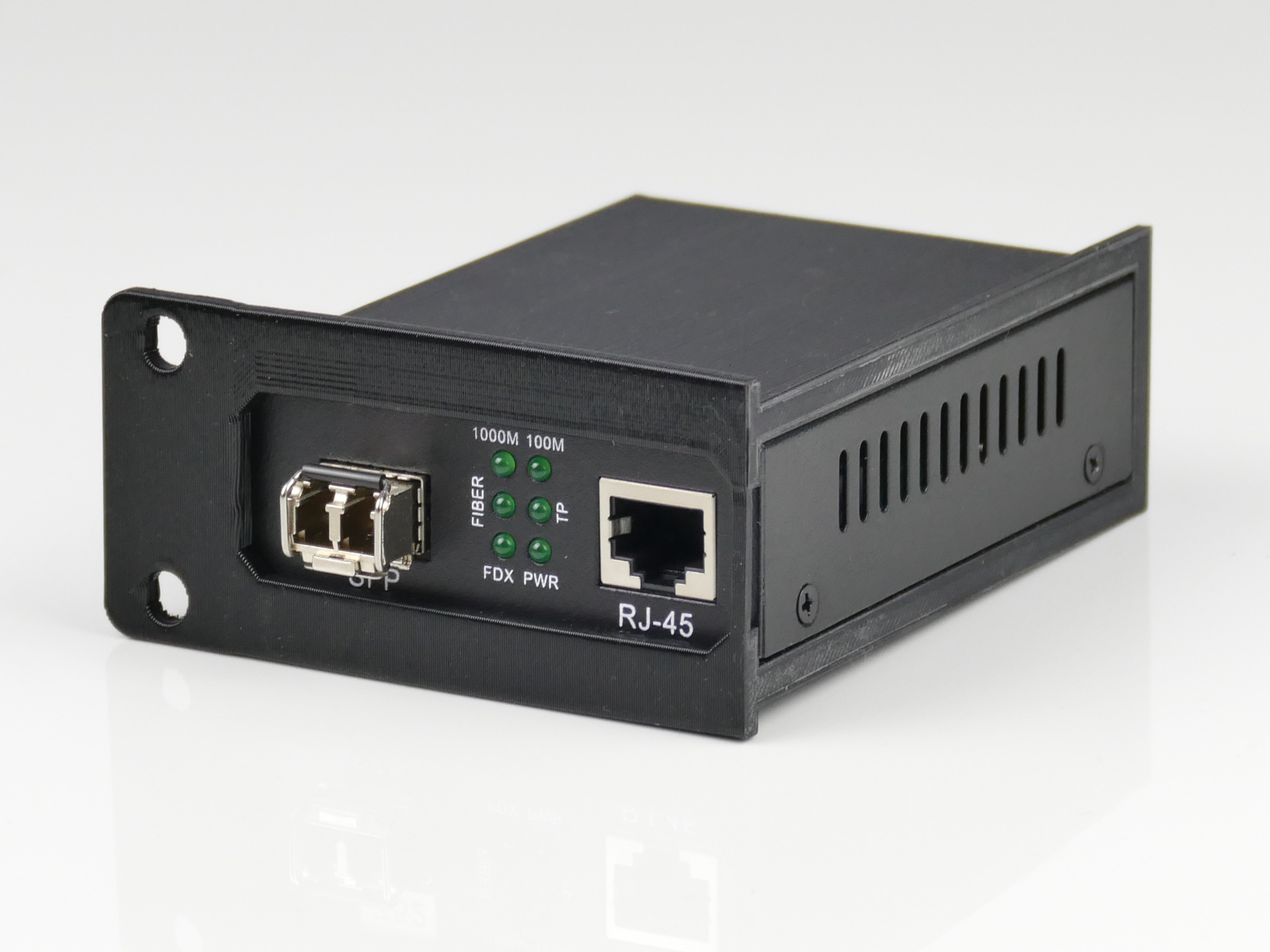 Mounting Bracket for Ethernet/SFP Media Converter in 19" or 10" Rack
