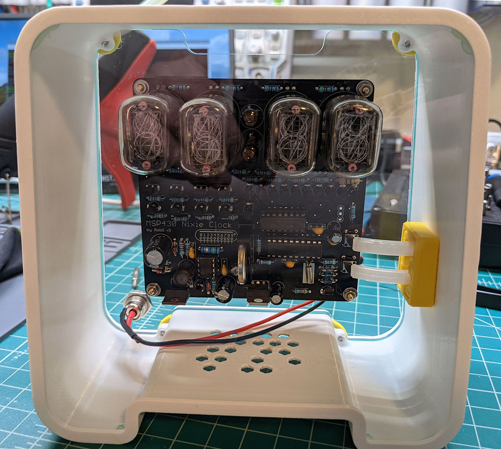 Miniatura 6 do modelo 3D MSP430 Nixie Clock Enclosure