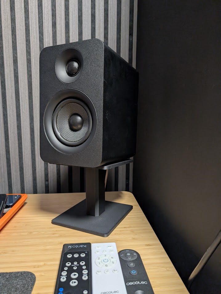3D Printed Stand for Kanto YU speakers