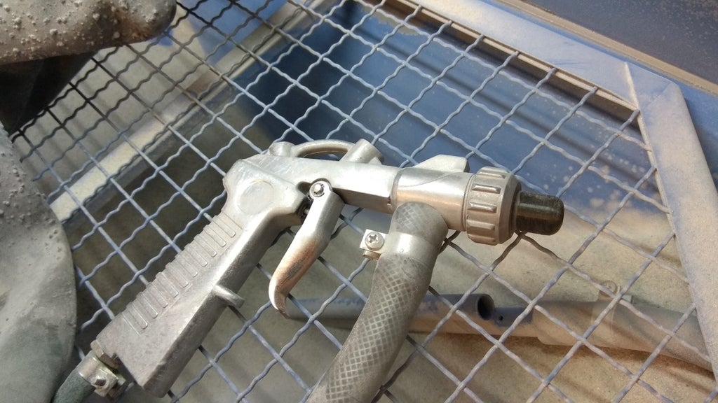 replacement of the ceramic nozzle in the sandgun