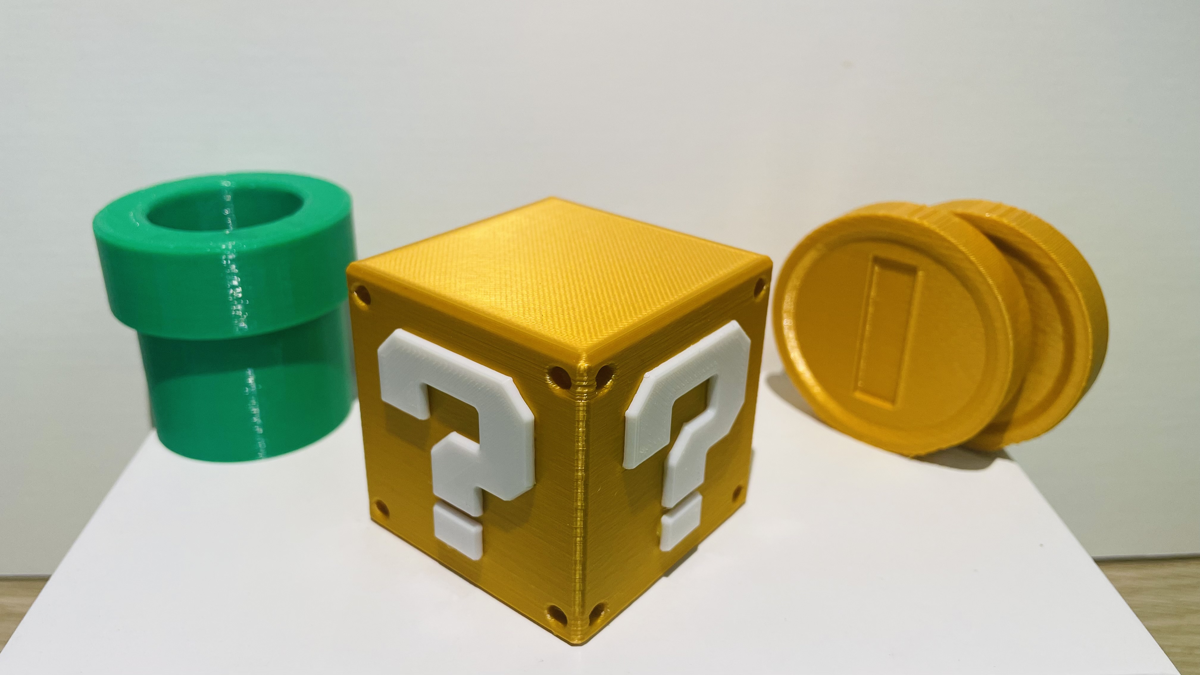 Mario Mystery Block