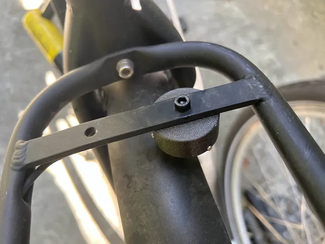 TAG PUCK: Discreet M5 bolt mounted AirTag holder for bikes and whatever else